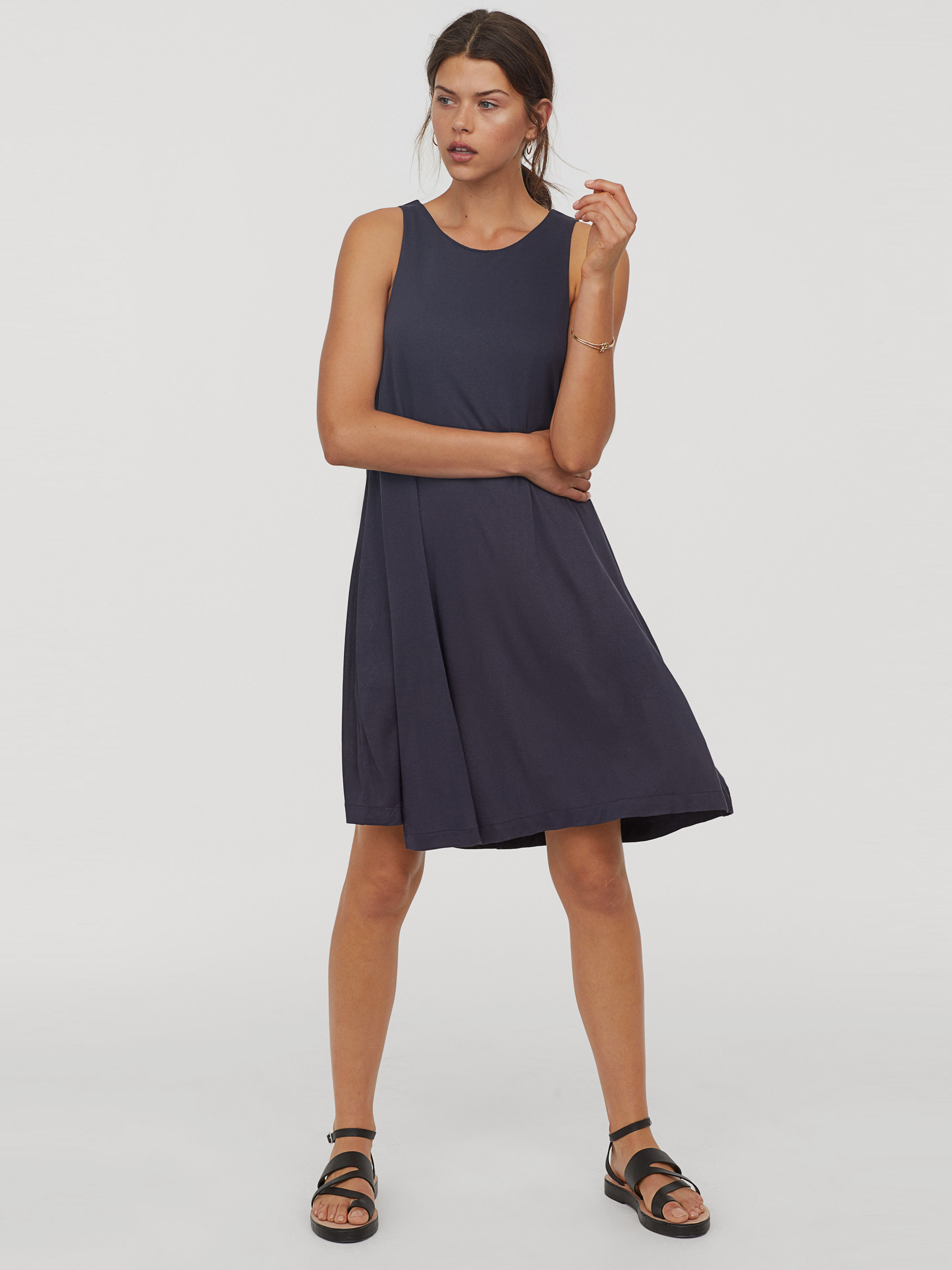 

Платье H&M 6293817 S Темно-синее