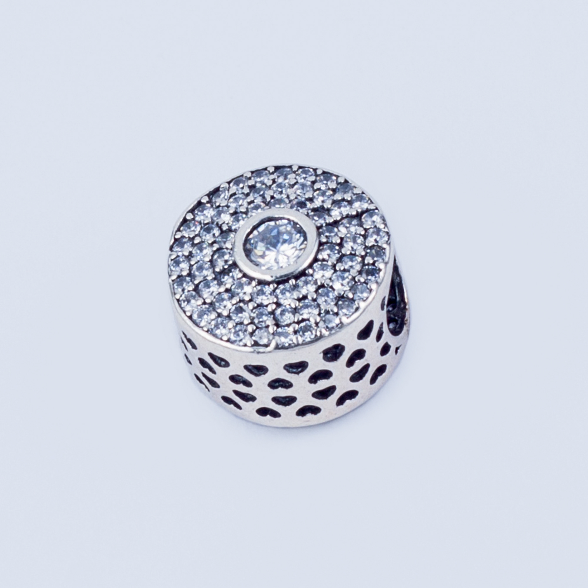 

Шарм Срібло 925 TOP Silver 2,37 г 580002б