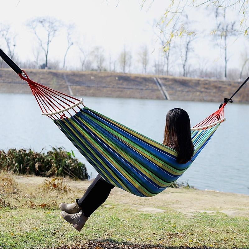 

Гамак подвесной с деревянной перекладиной Hammock с чехлом Синий с зеленым