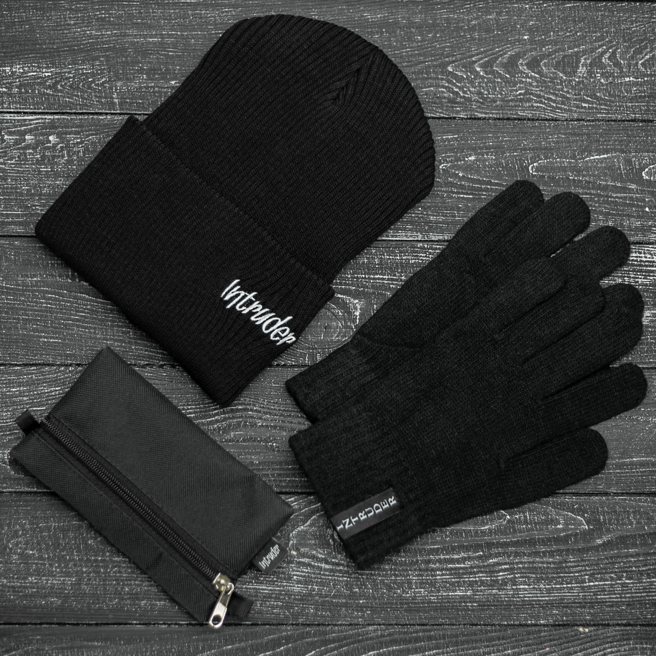 

Шапка чоловіча/жіноча Intruder small logo зимова чорна рукавиці L-XL чорні (001SAG 1433)