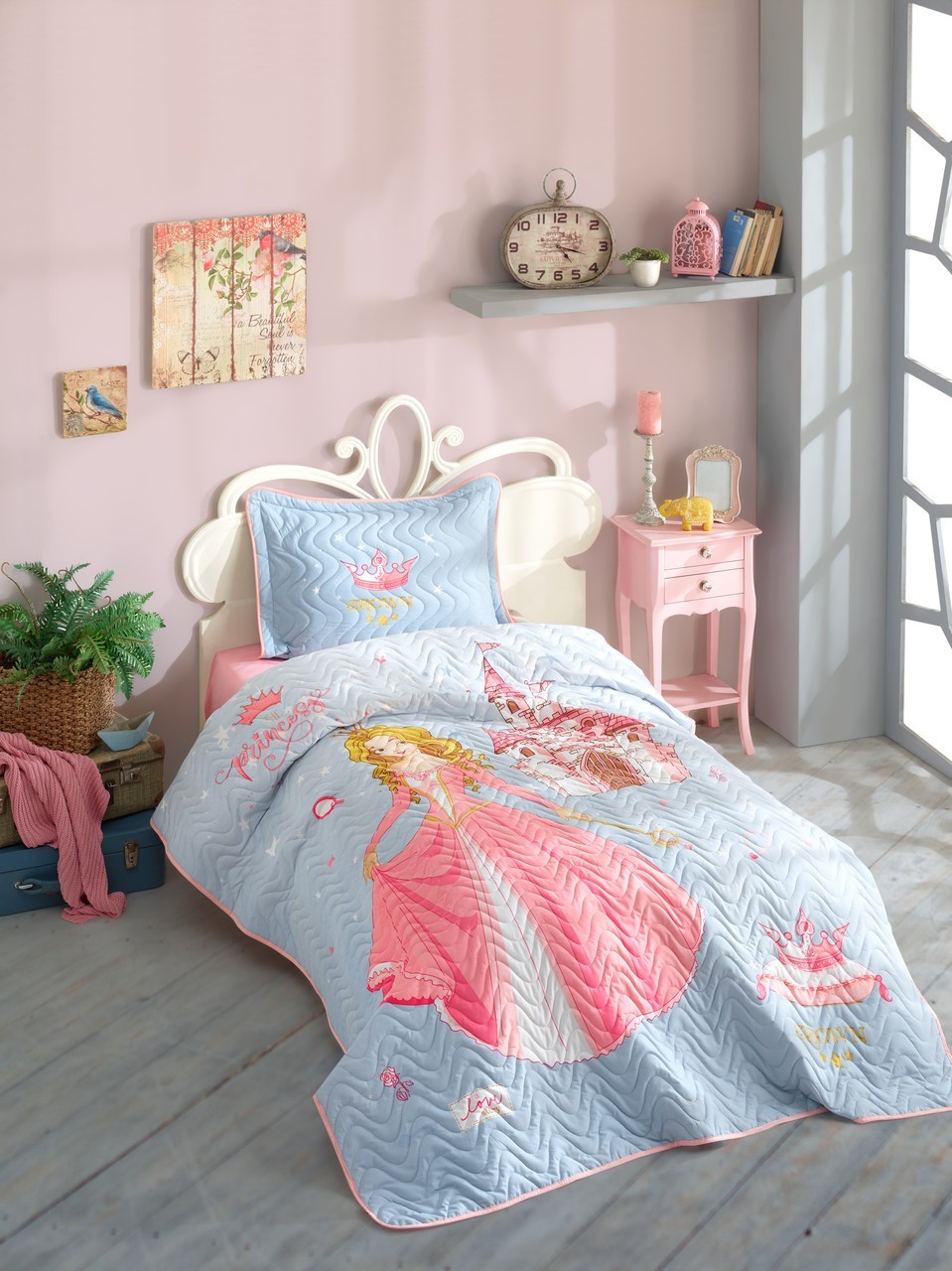 

Покрывало подростковое стеганное хлопковое с наволочкой Aran Clasy 180x240 Crown