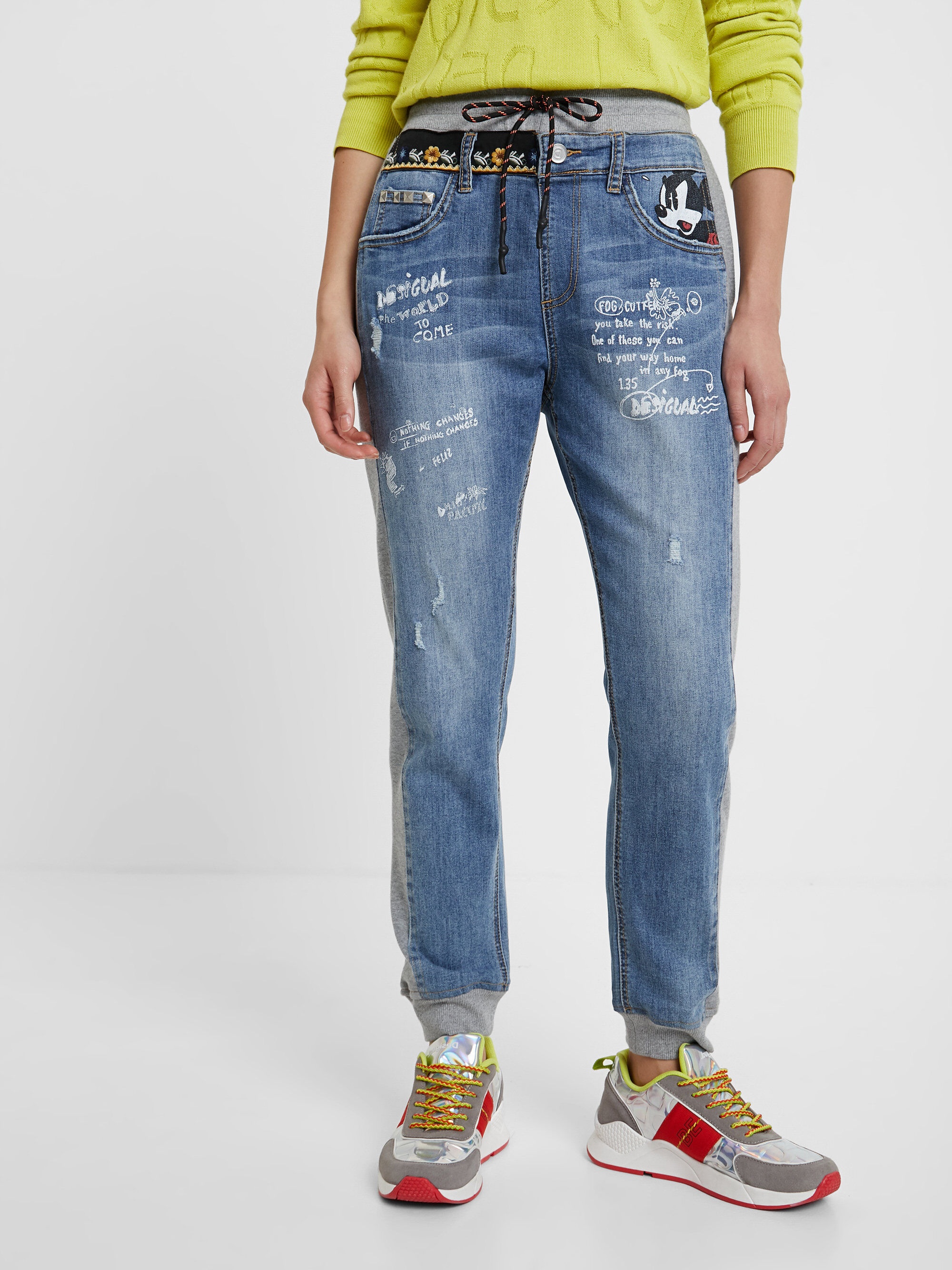 

Джинсы Desigual 20WWDDX2-5160 XL