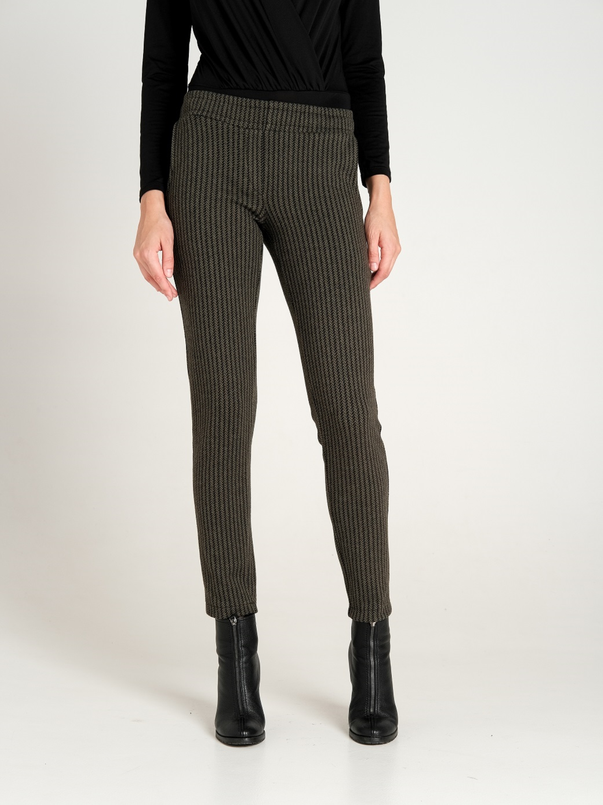 

Брюки DIA COS  Хаки, Брюки DIA COS 42 Хаки