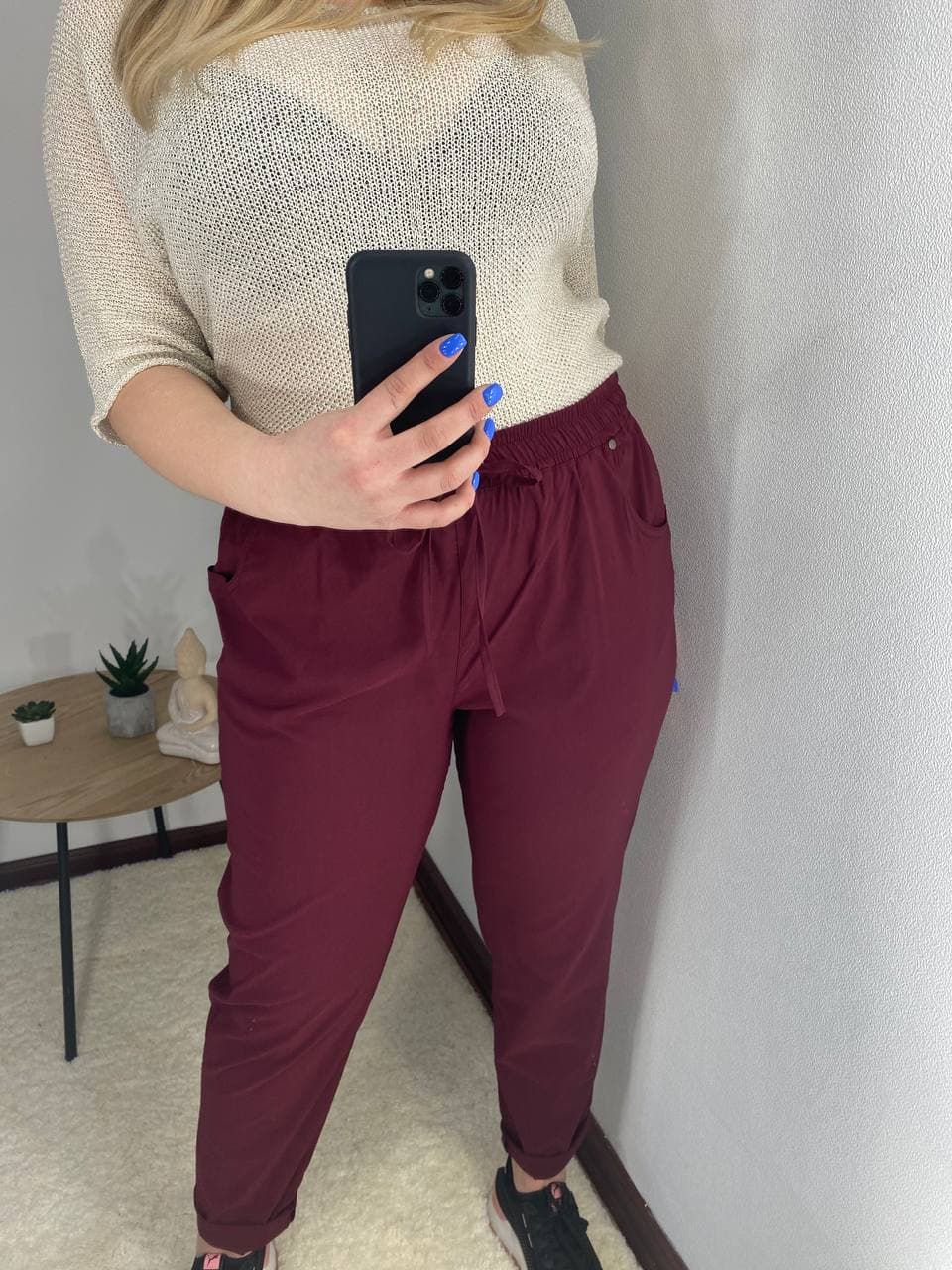 

Fashions • Женские брюки Viva Fashions 60 бордовый (015-нс)