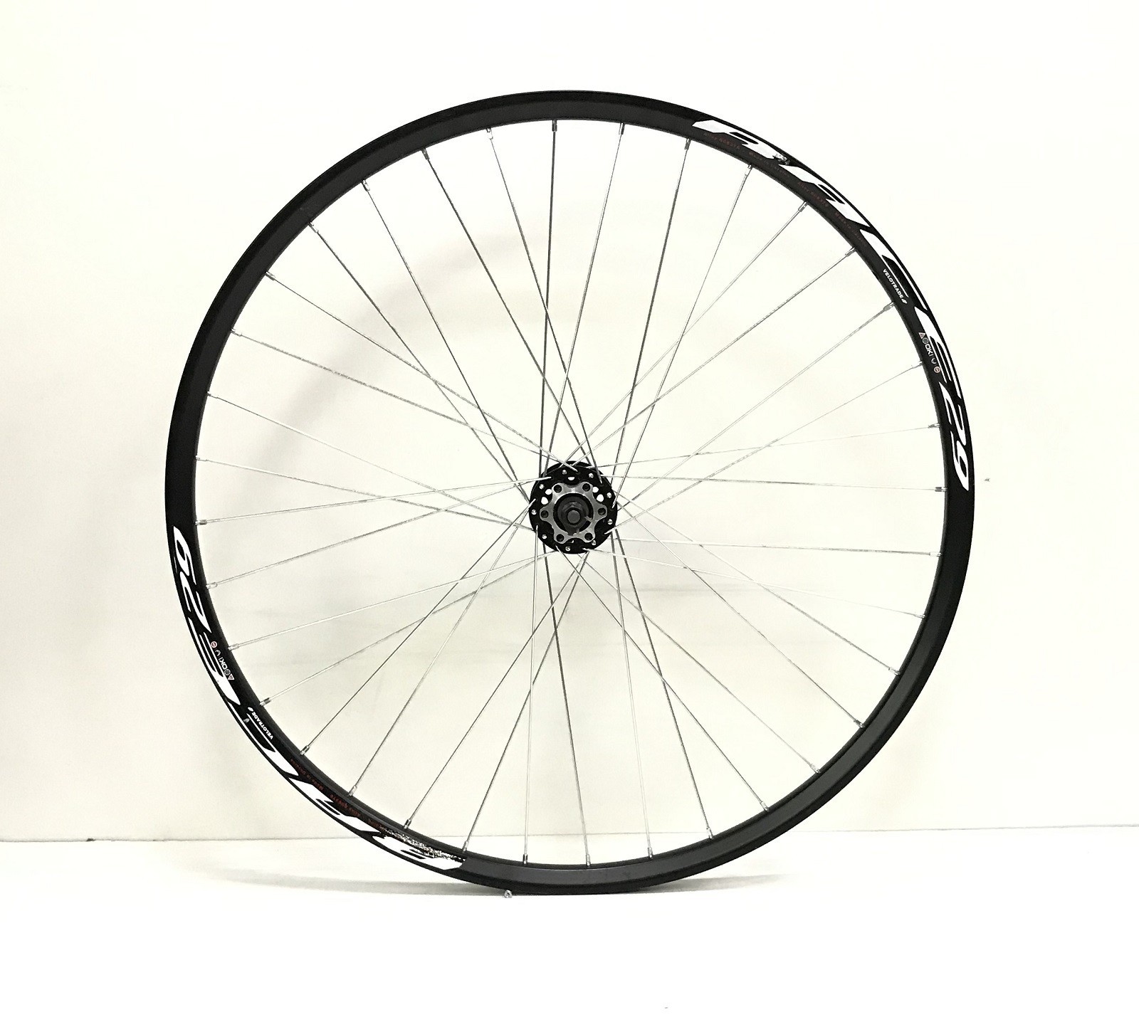 

Колесо на велосипед заднее 27,5" под трещотку и дисковый тормоз Velohit mod 1973