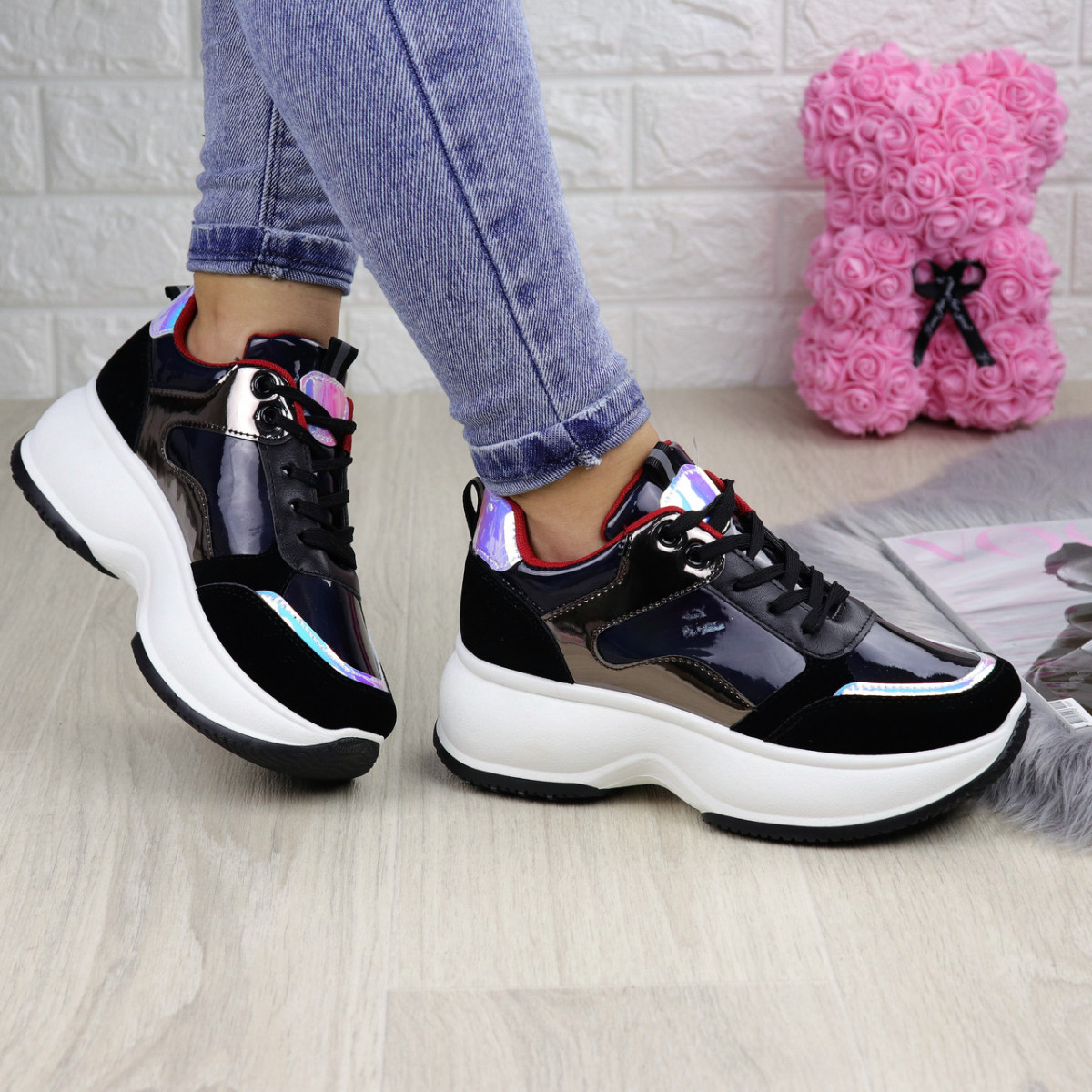 

Женские кроссовки Shoes Helen черные 39 1260
