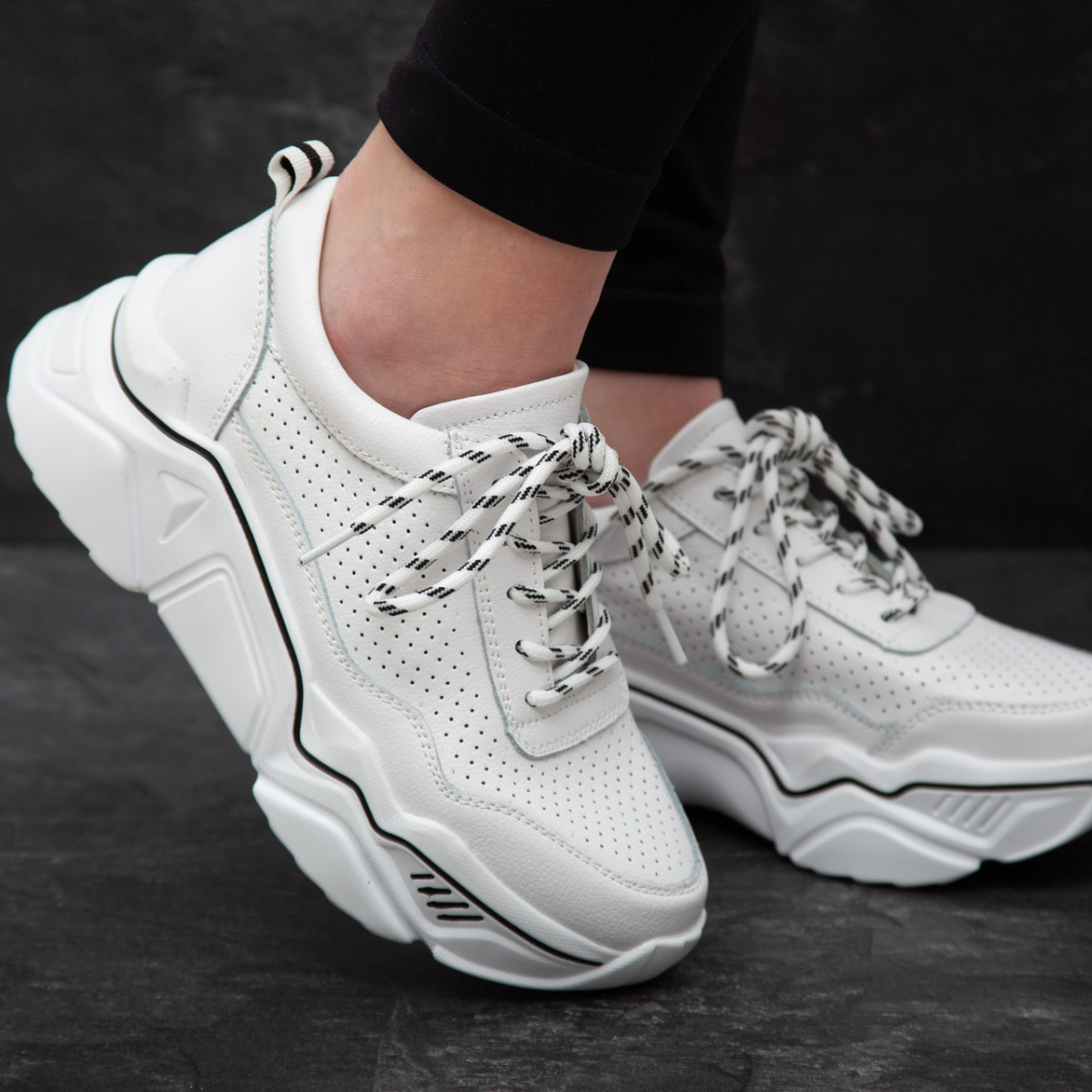 

Кроссовки женские Shoes Yam 2982 37 размер 24 см Белый