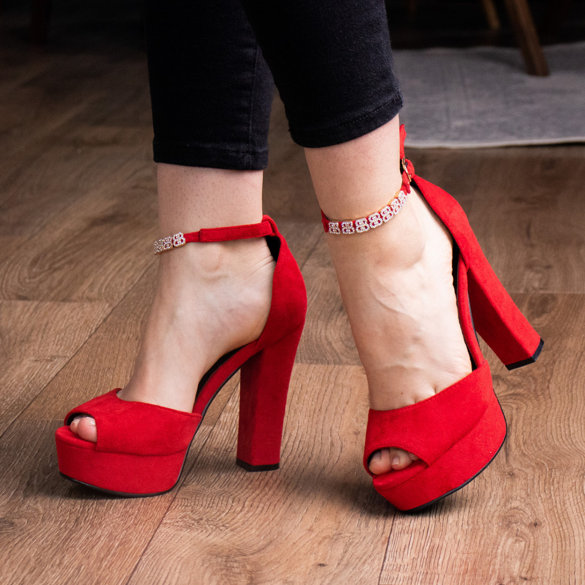 

Женские босоножки Shoes Loki 2857 38 размер 24.5 см Красный