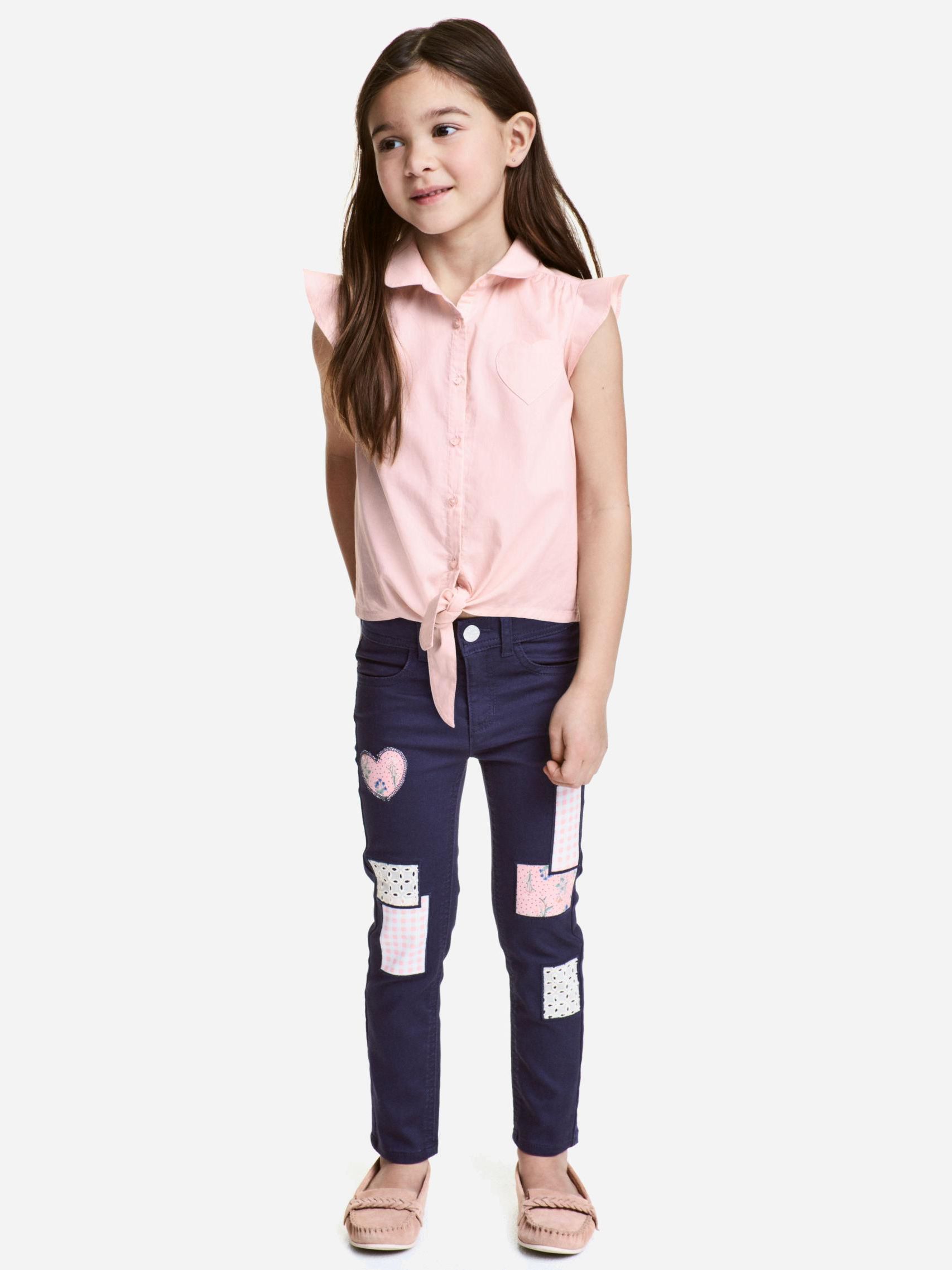 

Джинсы H&M 4646365-AARR 116 см Темно-синие в узоры