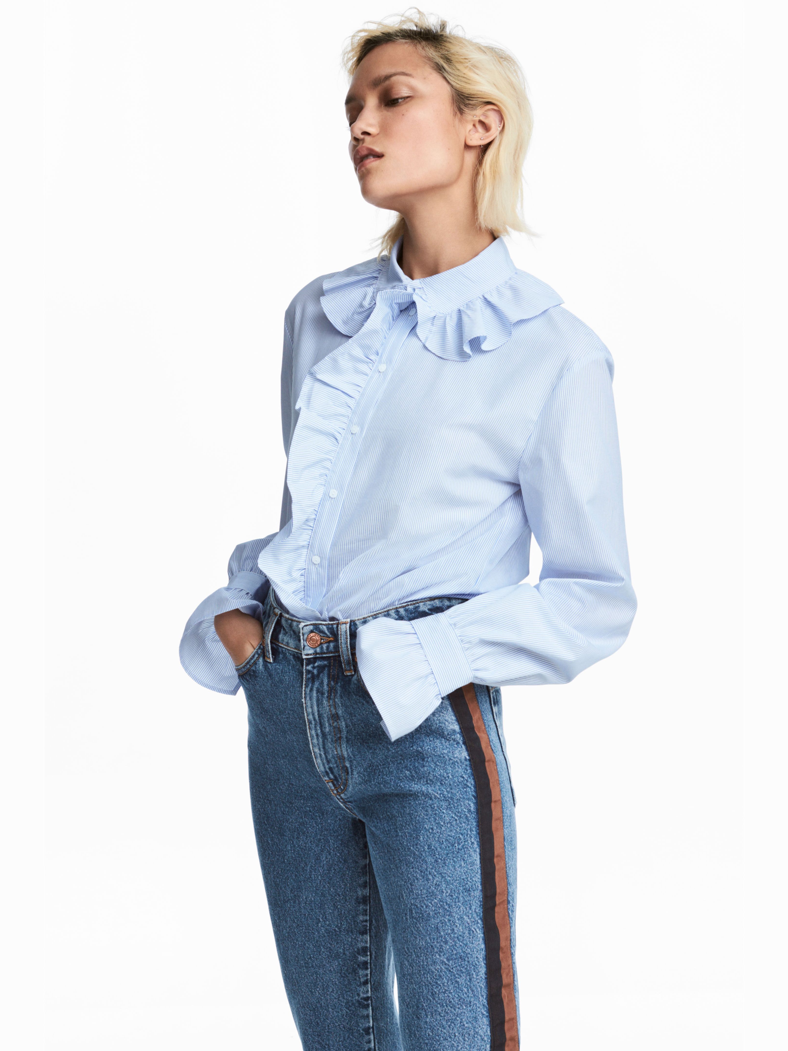 

Блузка H&M 5703646-ACAU 38 Белая с светло-синим