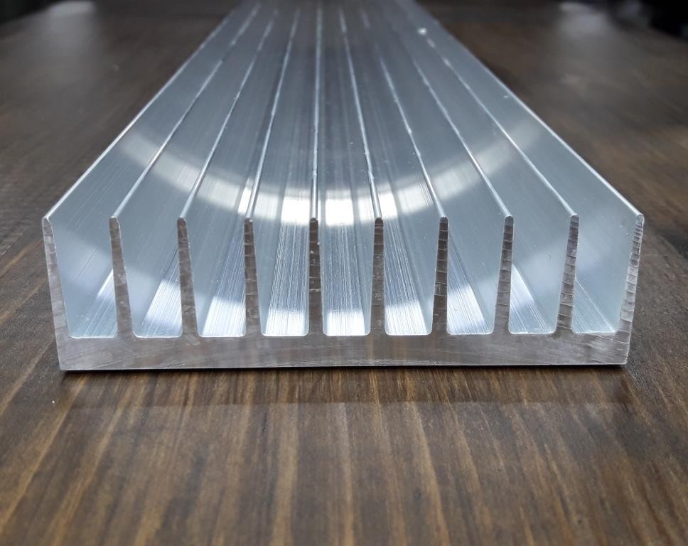 

Радиаторный профиль AL&Build 92х26 без покрытия 1мп