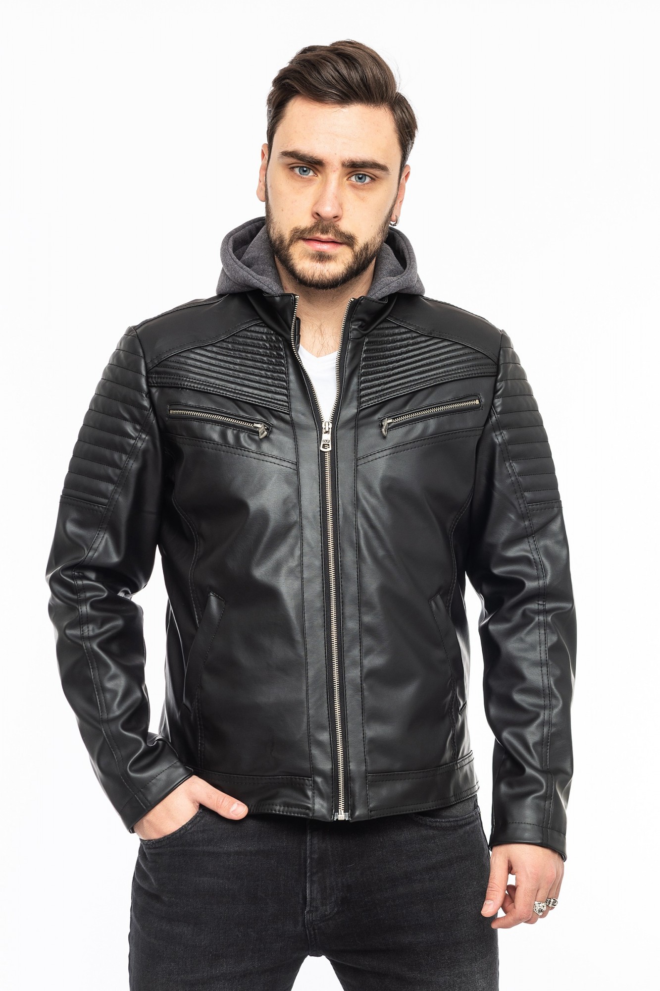 

Куртка с капюшоном из эко-кожи Delpino XXL Черная К-422