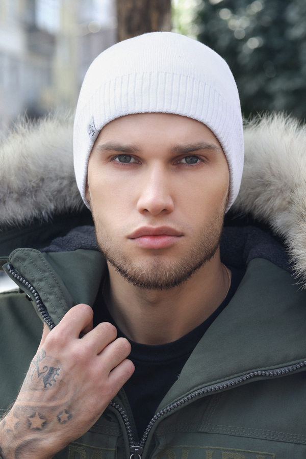 

Мужская шапка «Бонд» Braxton 25125002 56-59 см белый 4810