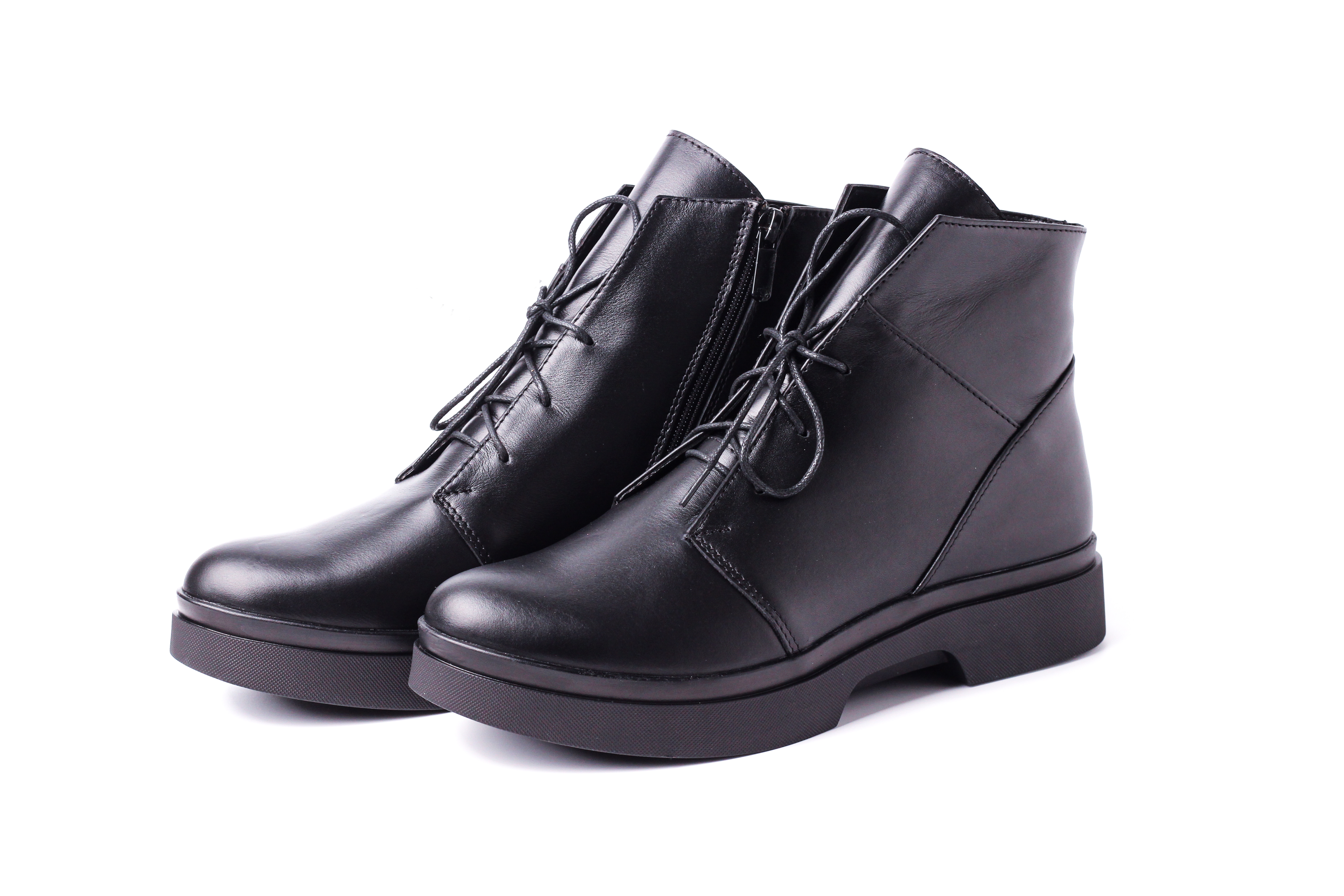 

Ботинки Azatti 10BLACK-K черный 36 2000902838044