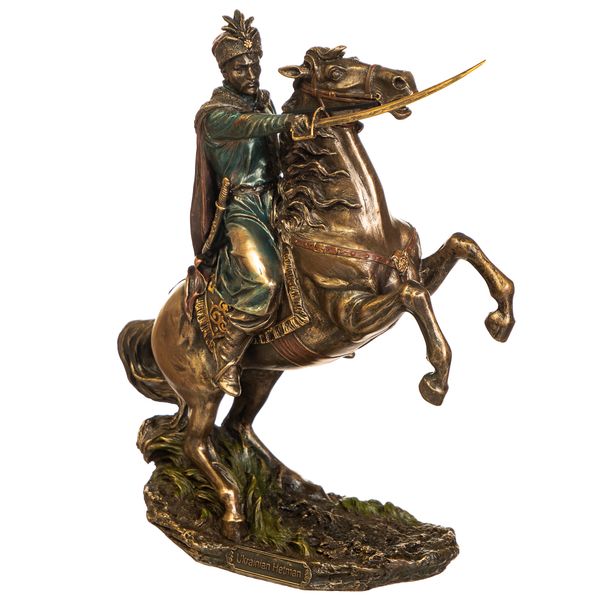 

Статуэтка Veronese Гетман (22*20 см)