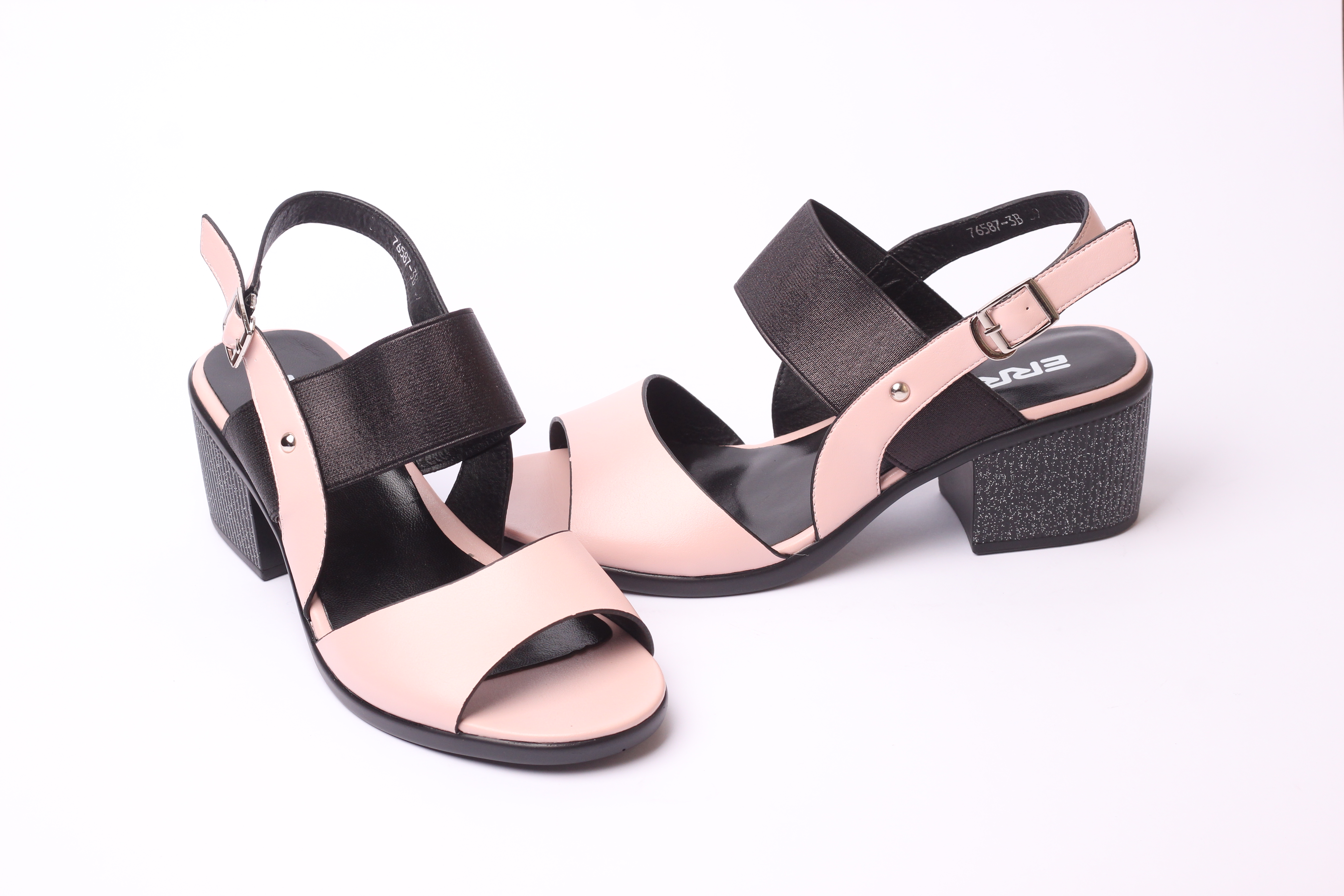 

Босоножки ERRA 76587-3B РОЖ/ЧОР пудра 41 2000903150527