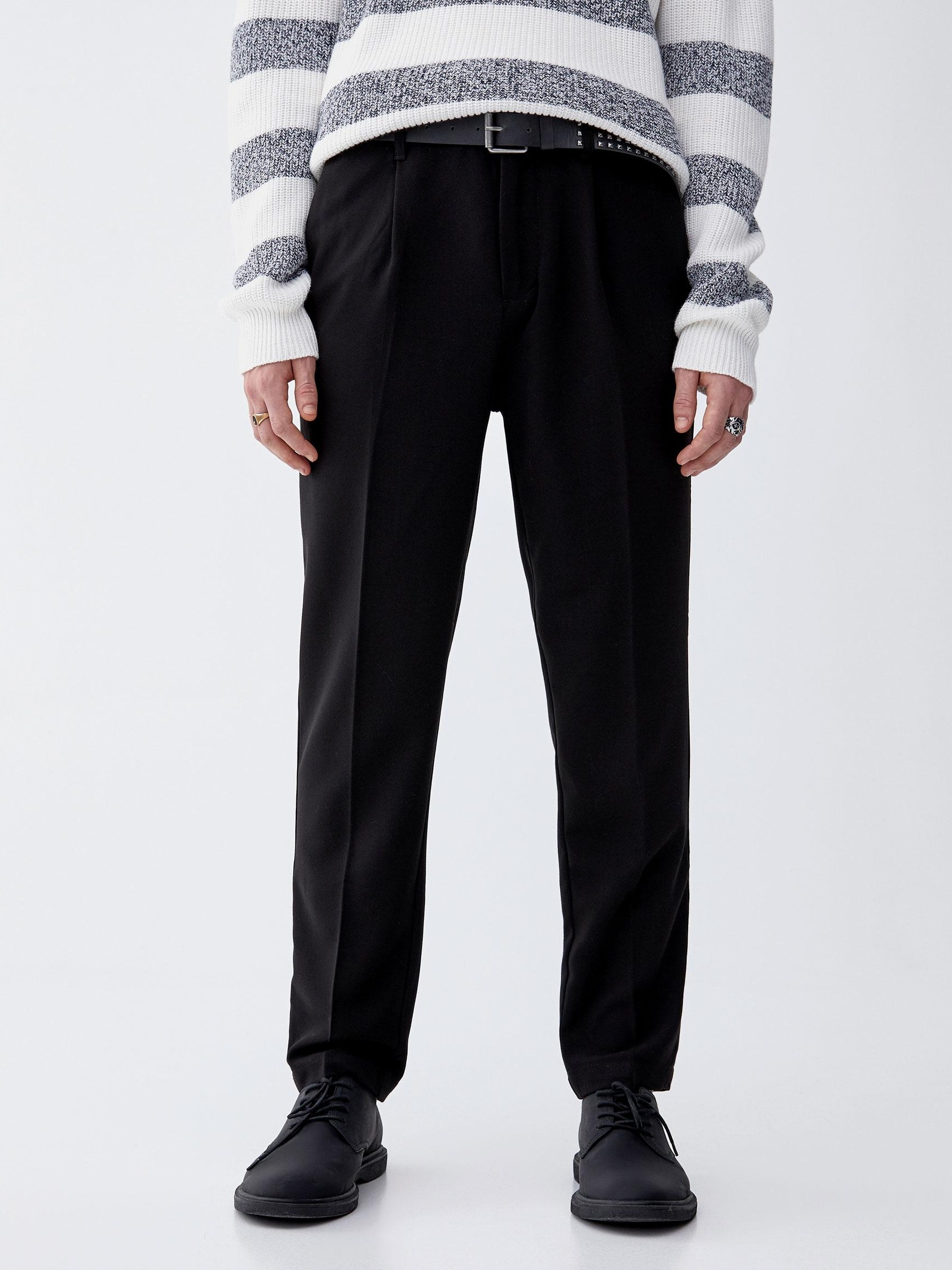 

Брюки Pull & Bear 5679/500/800-AAAD 46 Черные