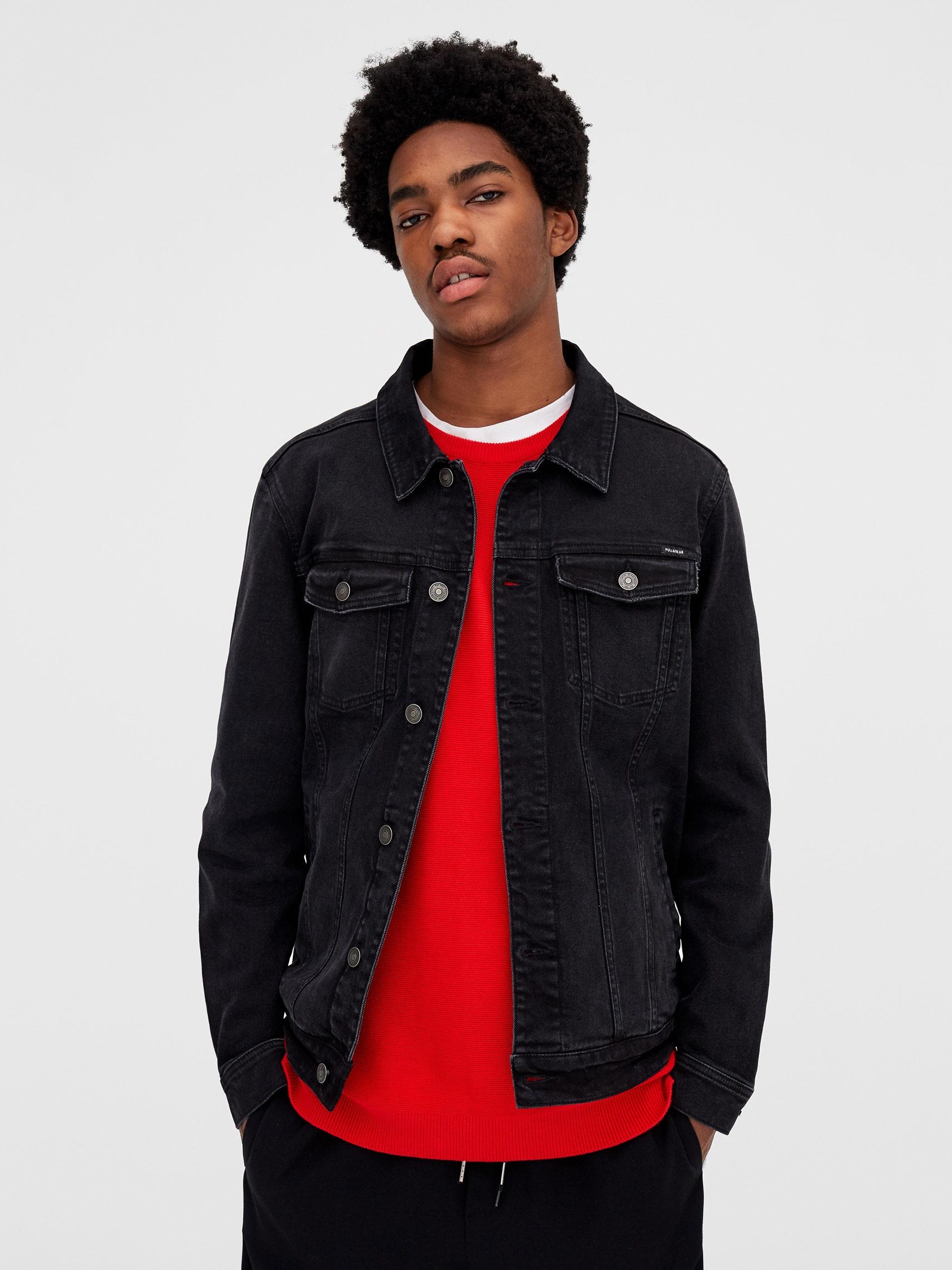 

Джинсовая куртка Pull & Bear 5711/513/800-AAZJ S Светло-черная