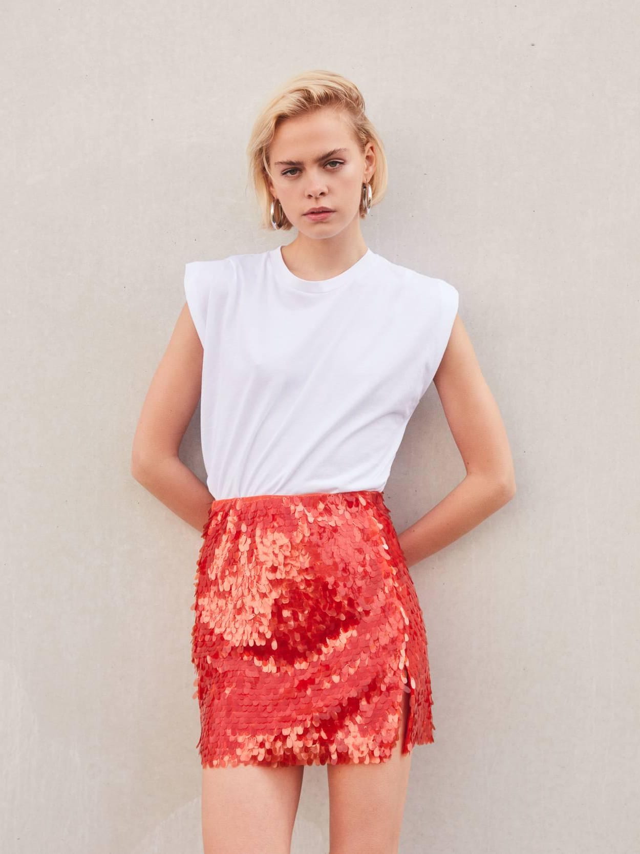 

Юбка Bershka 0629/286/615-ACVF S Красная