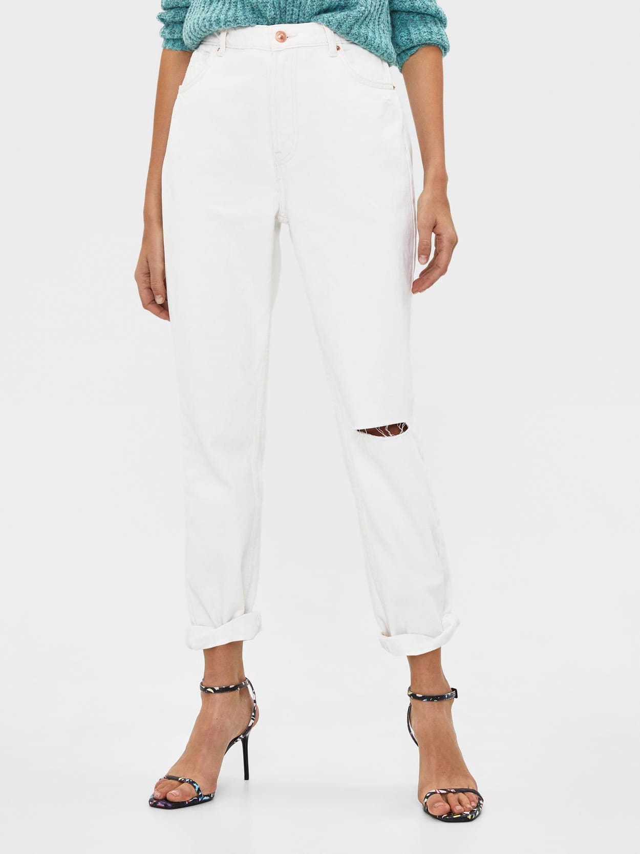 

Джинсы Bershka 0029/352/250-ACTS 38 Белые
