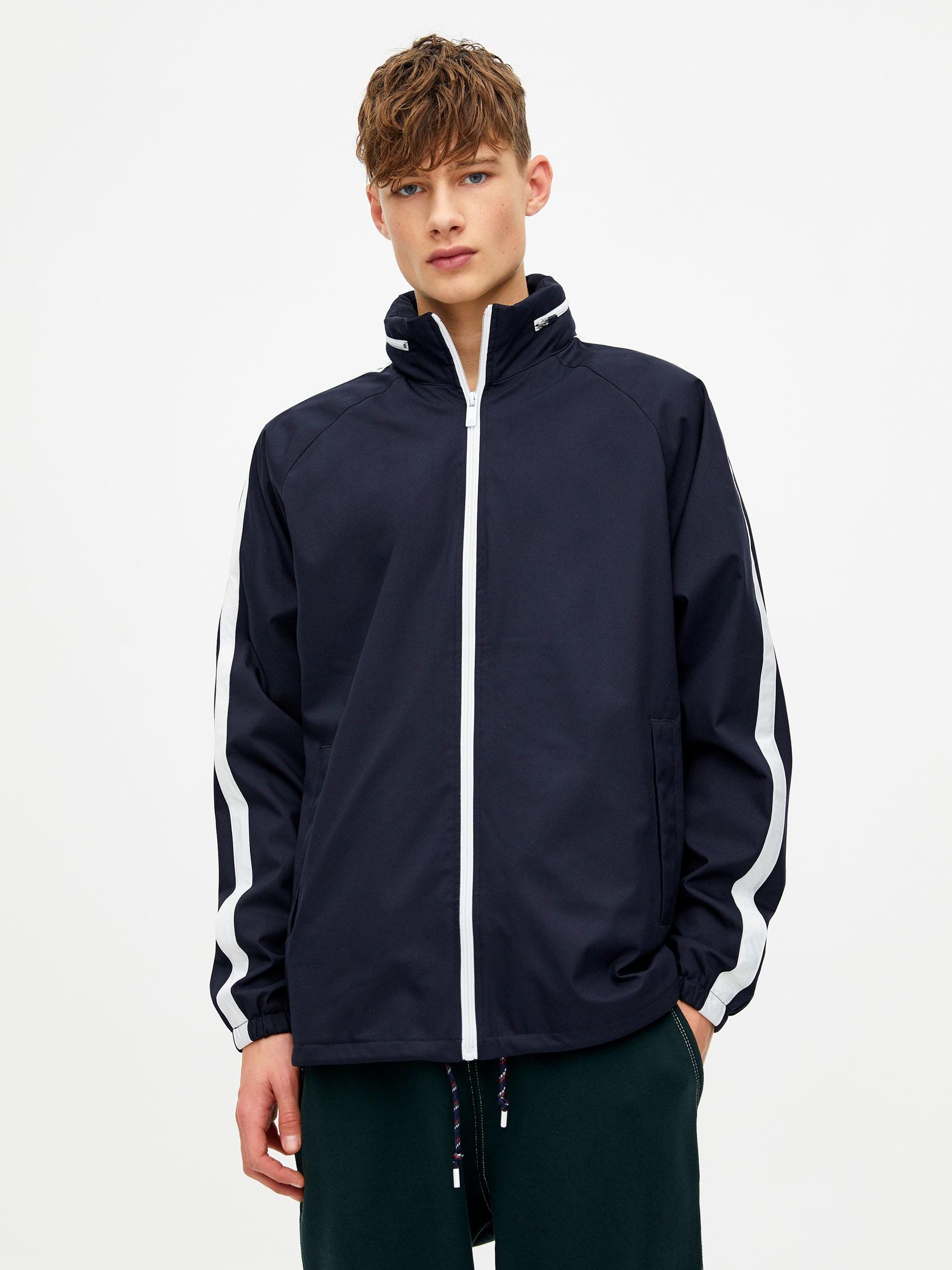 

Ветровка Pull & Bear 5710/519/401-ABFX L Темно-синий-белый