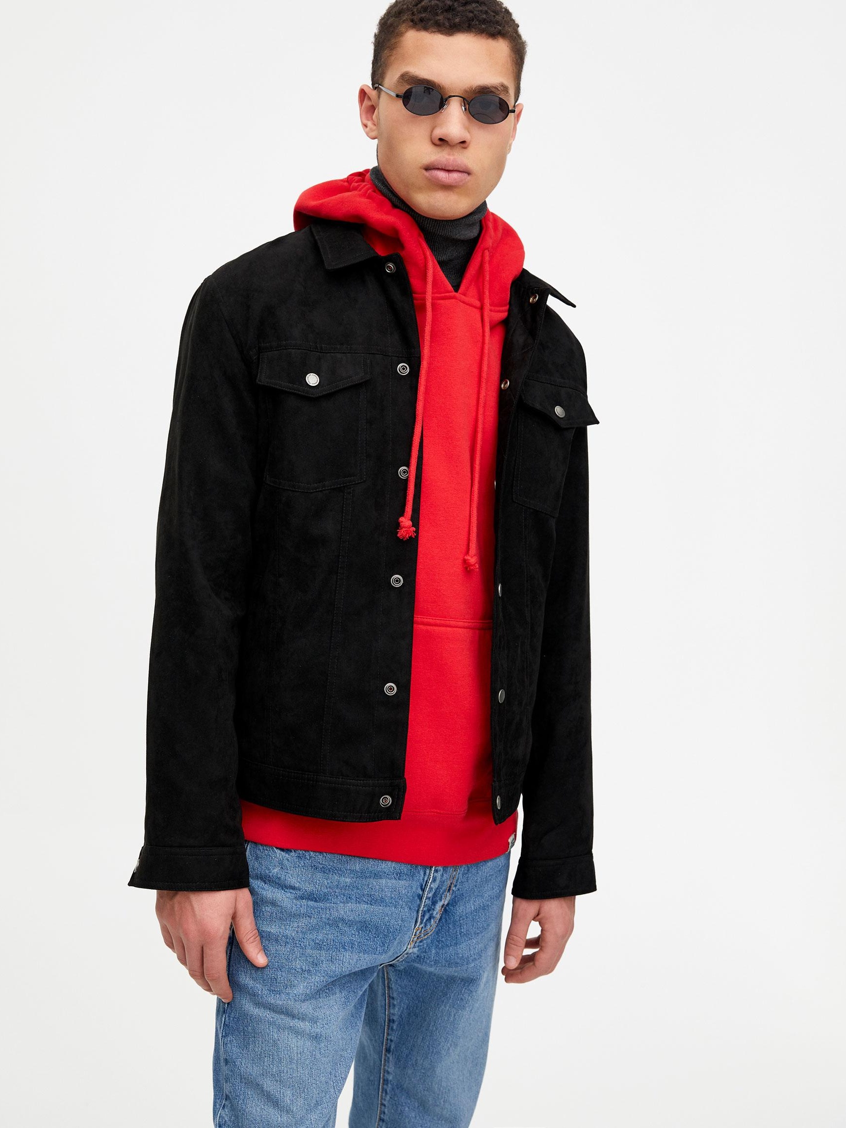 

Куртка из искусственная замши Pull & Bear 5710/517/800-AAAD L Черная