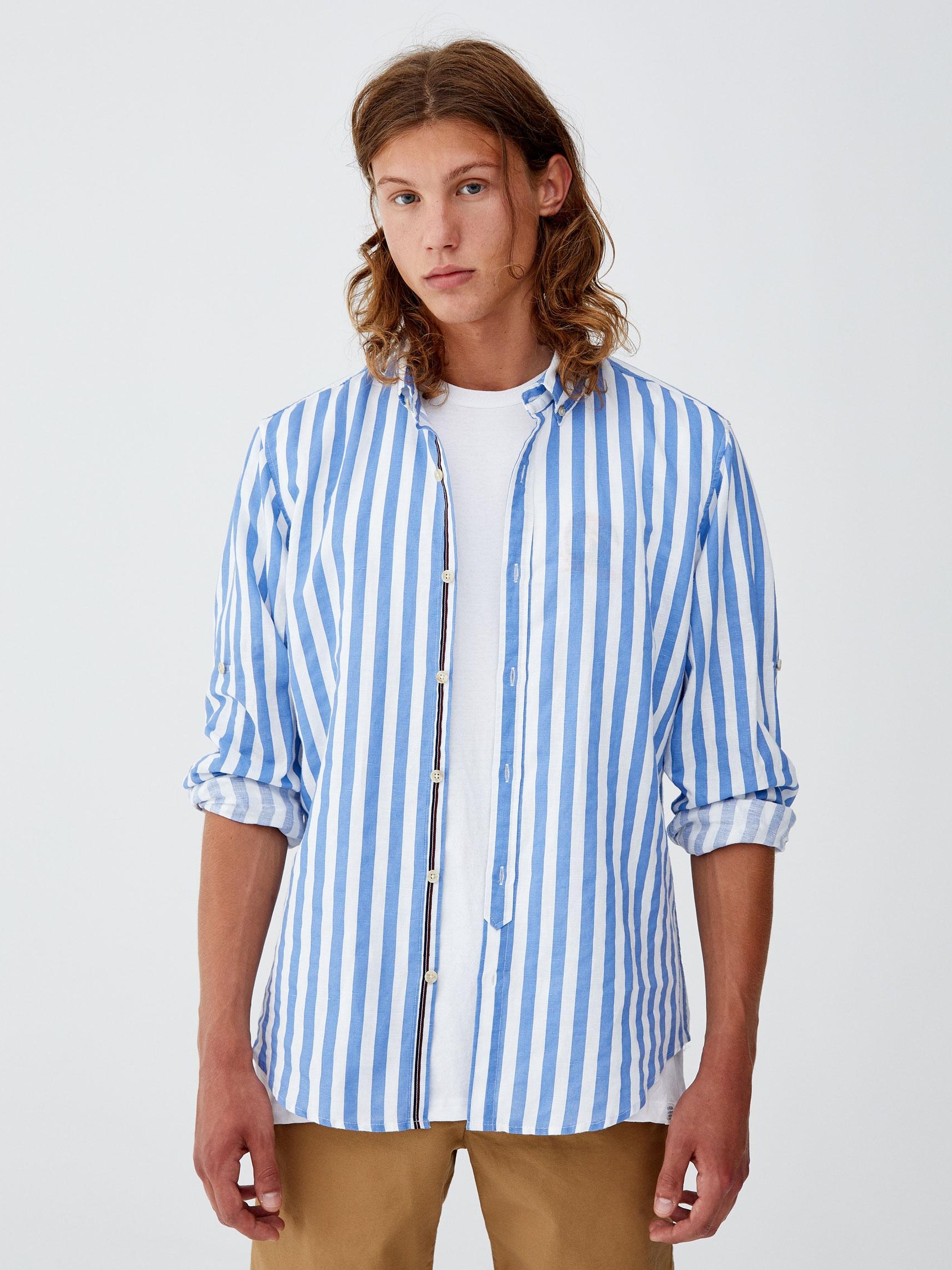 

Рубашка Pull & Bear 5472/541/400-AAYL S Белая в голубую полоску