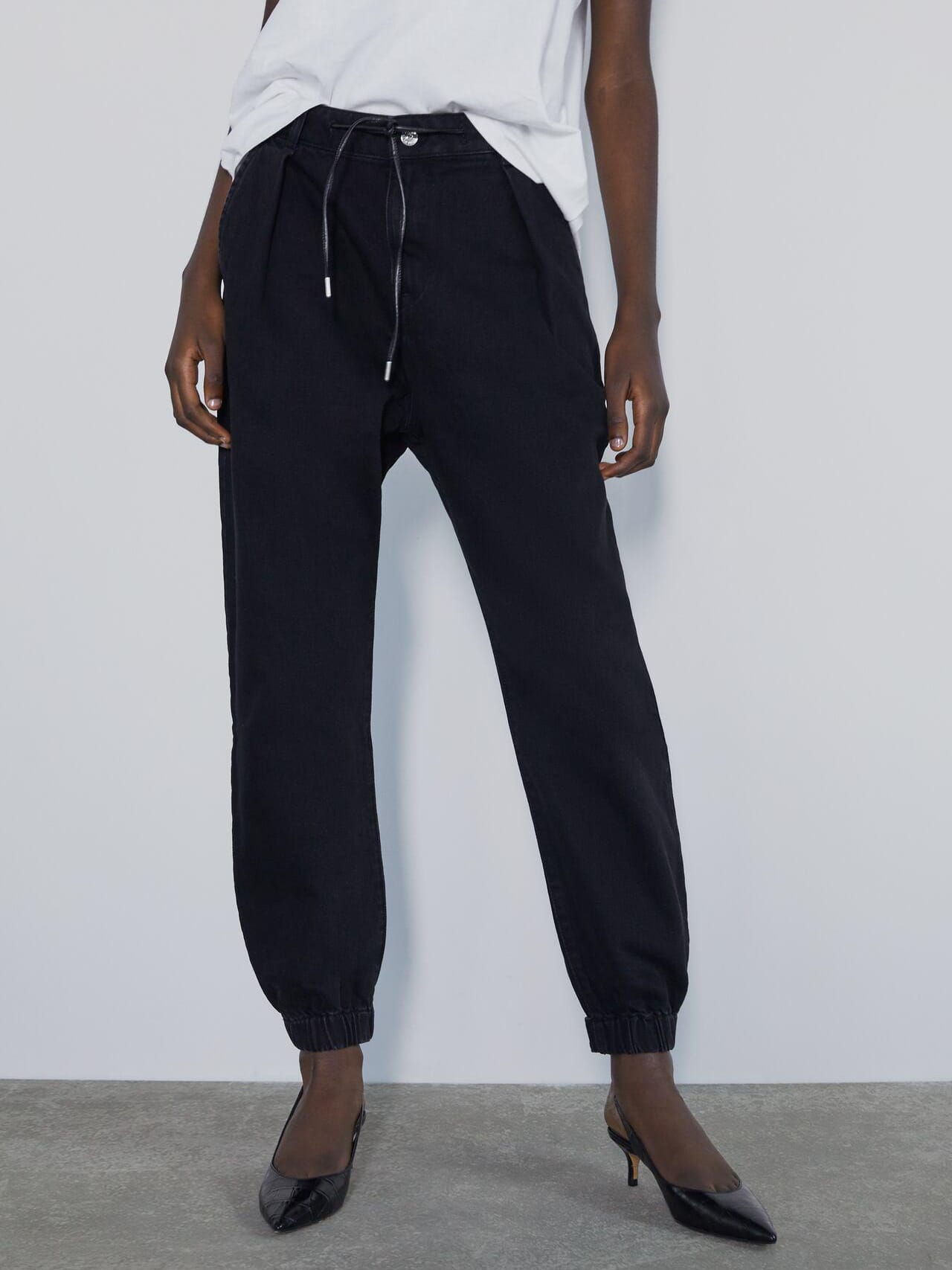 

Брюки Zara 5862/169/800-AAAD 32 Черные