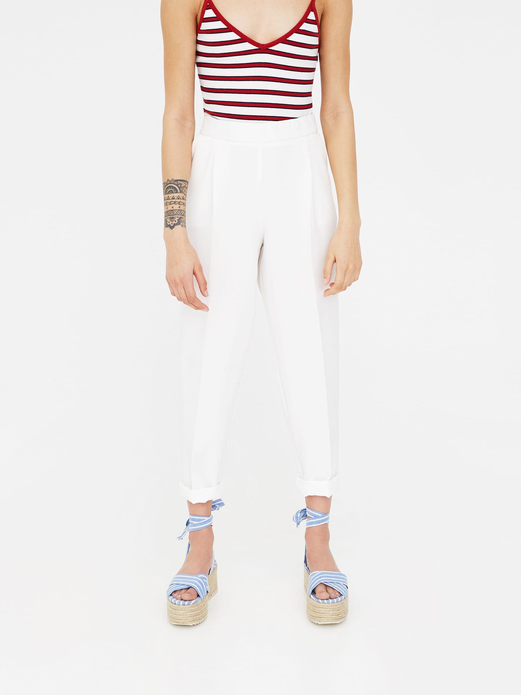 

Брюки Pull & Bear 5680/355/712-ACTS L Белые