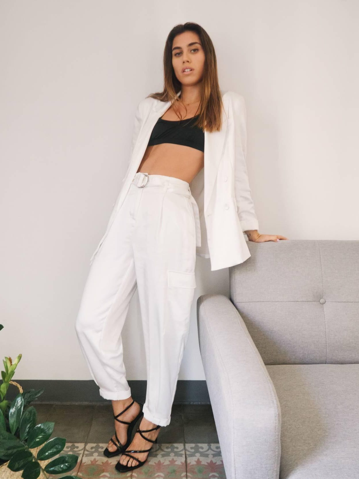 

Брюки Bershka 0086/200/251-ACTS S Белые