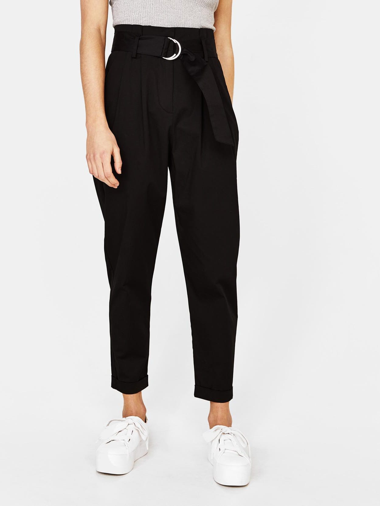 

Брюки Bershka 0070/168/800-AAAD 32 Черные