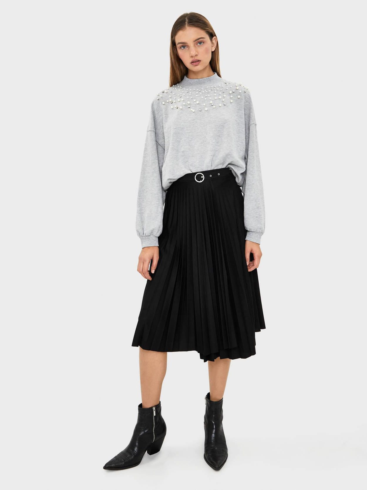 

Юбка Bershka 5696/326/800-AAAD S Черная