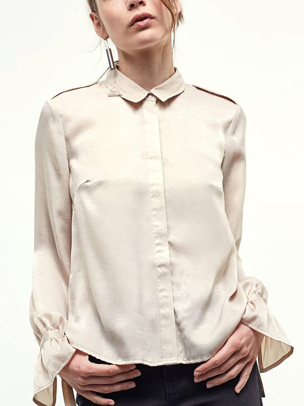 

Рубашка Stradivarius 02063192430 M Бежевая