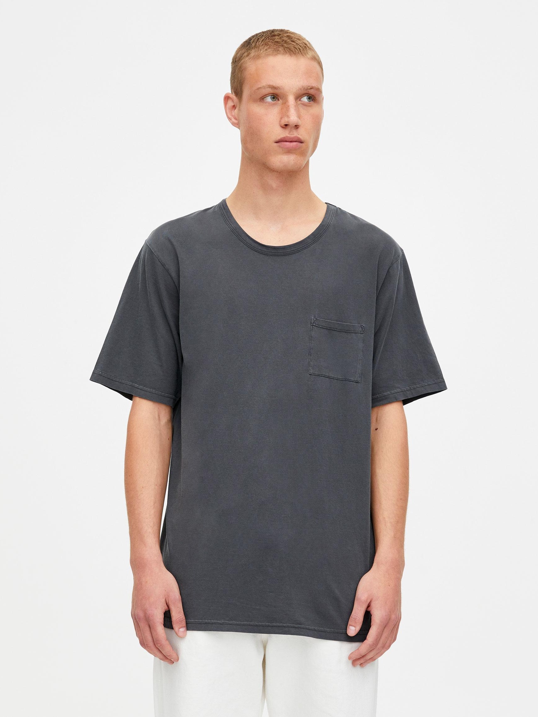 

Футболка Pull & Bear 5244/560/800-ACXW S Темно-серая