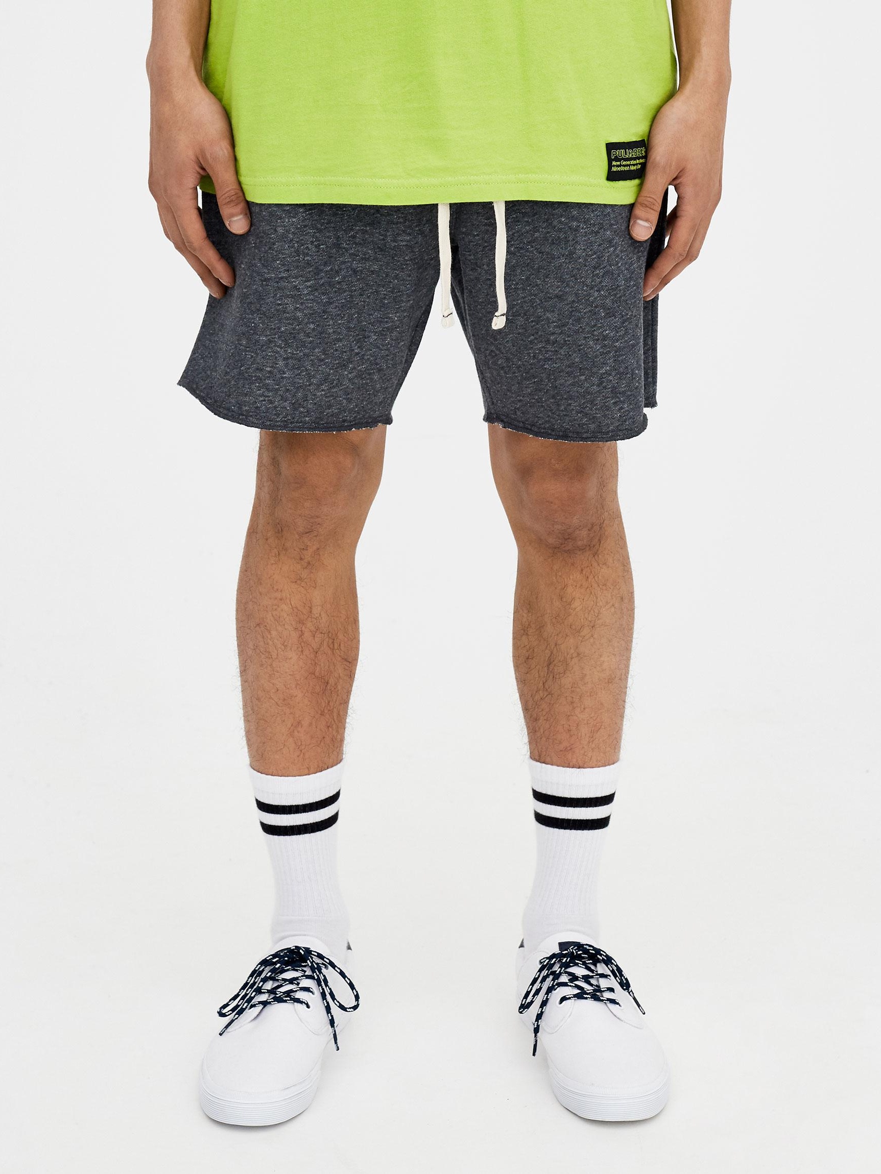 

Шорты Pull & Bear 5696/506/807-ACXW S Темно-серые