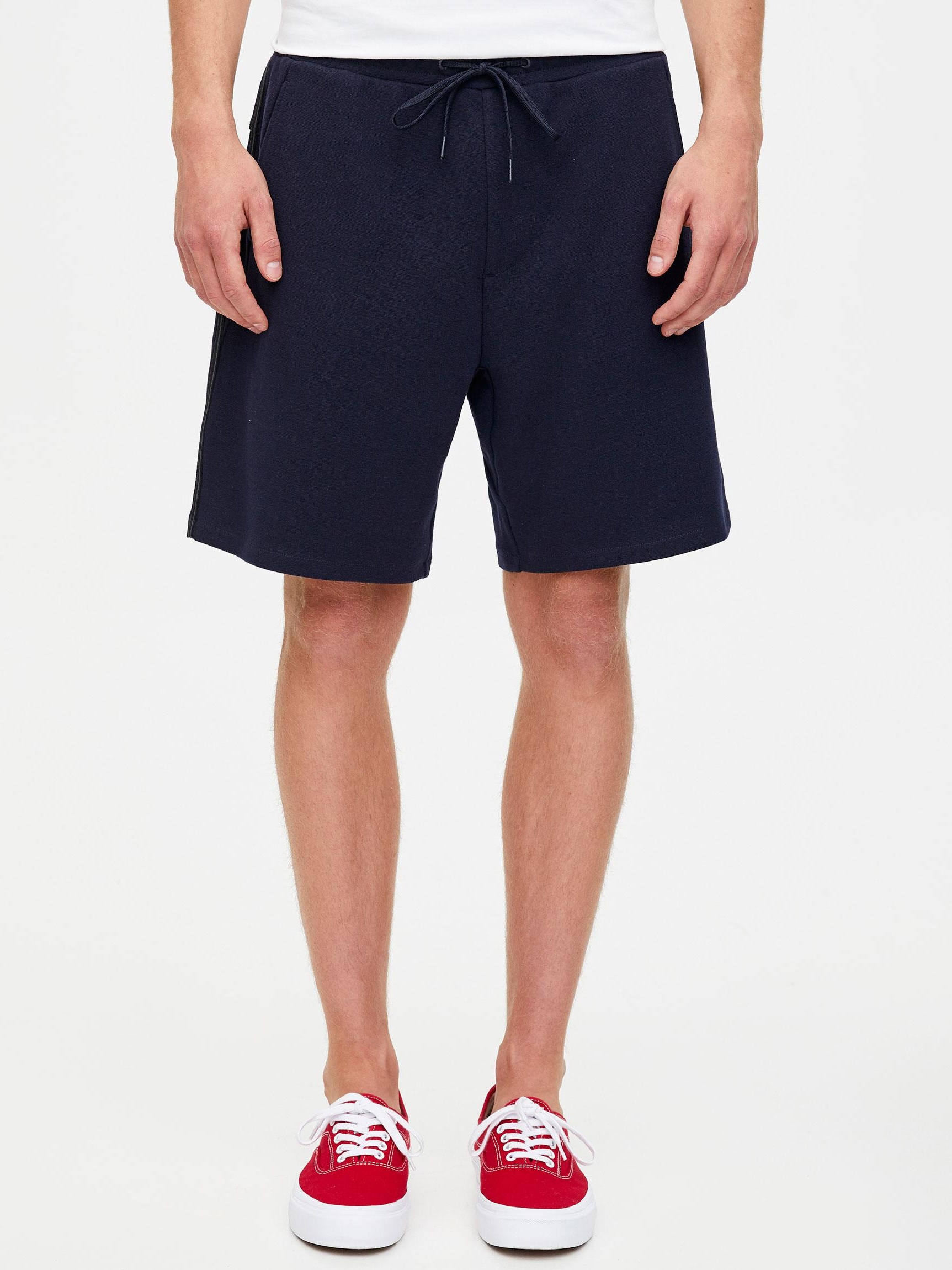 

Шорты Pull & Bear 5691/505/401-AAQJ M Темно-синие