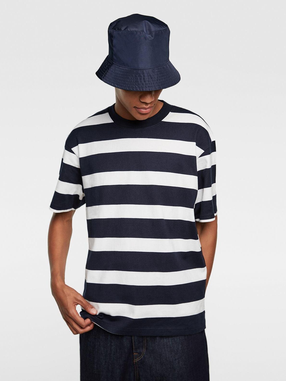 

Футболка Zara 9240/313/401-ADGG S Синяя с белым