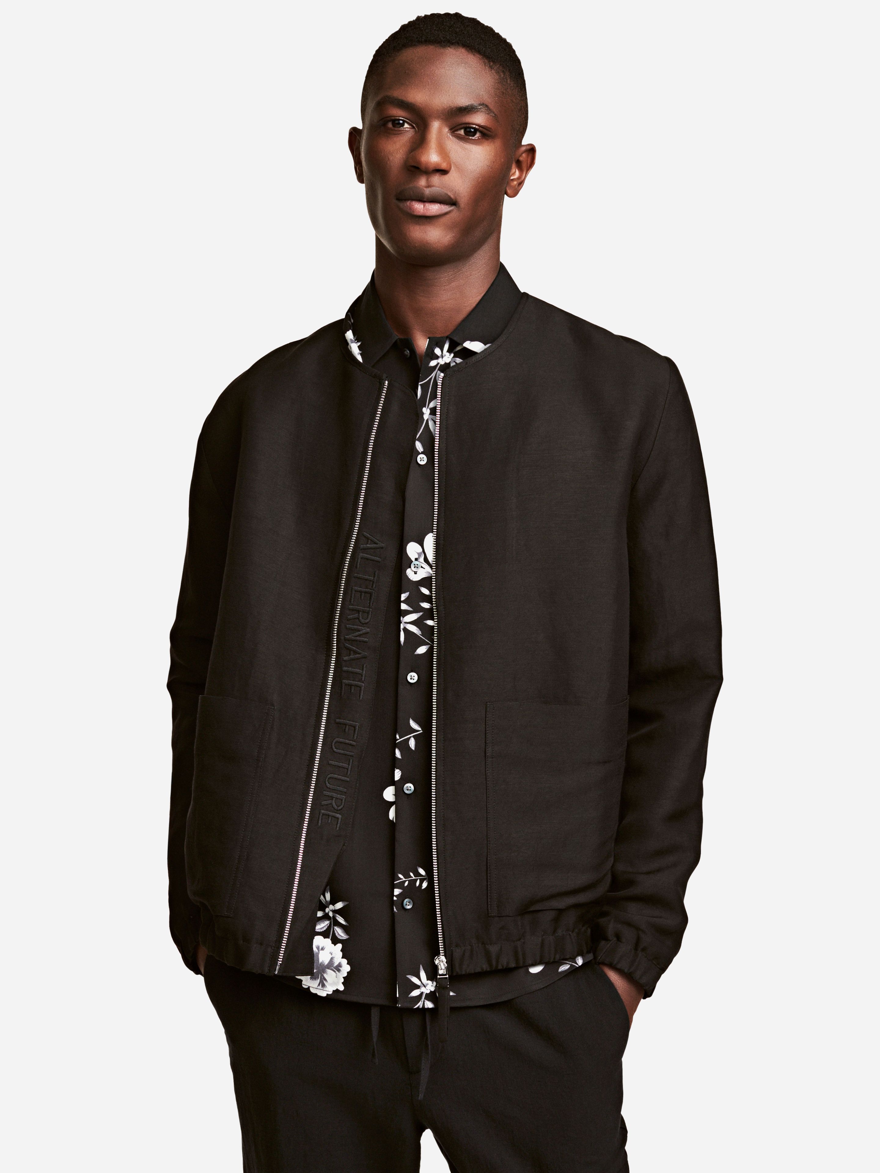 

Бомбер H&M 4795795-AAAD XS Черный