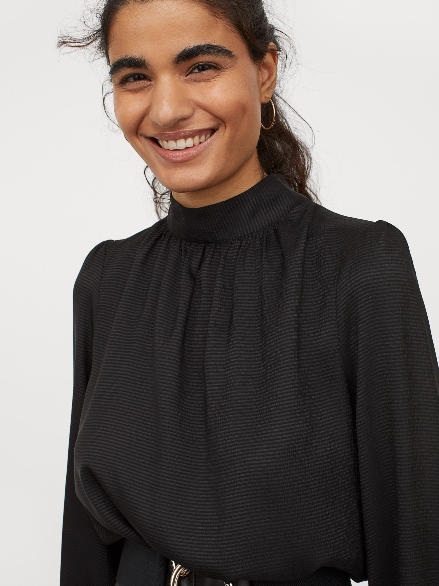 

Блузка H&M 884319a99 M Черная