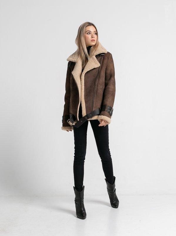 

Дубленка из натуральной овчины коричневого цвета с меховой отделкой размер, Дубленка из натуральной овчины коричневого цвета с меховой отделкой размер 46