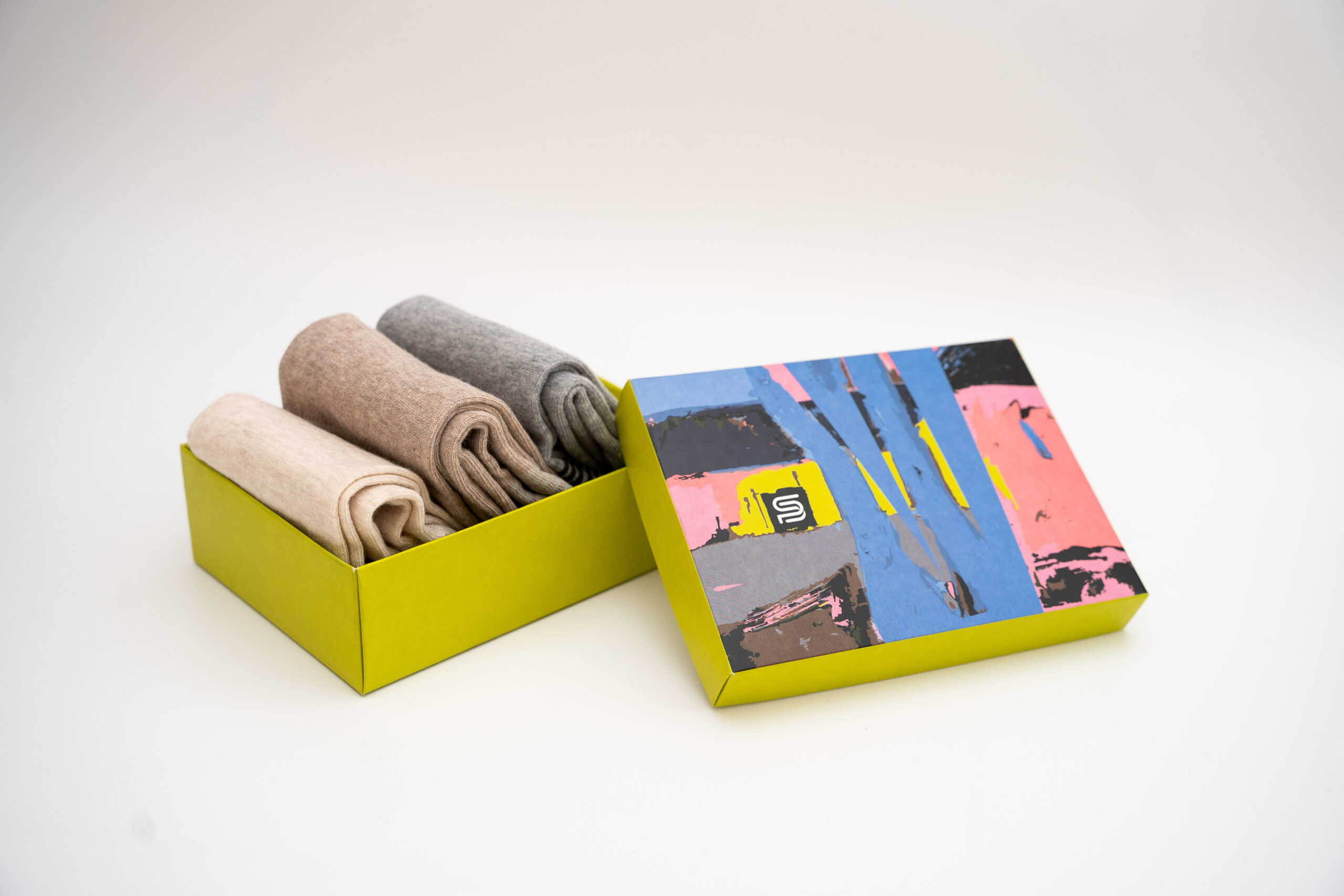 

Подарочный бокс Носки Мужские Premier Socks 53750 41-44 3 пары Классические Светлых тонов (молочный, капучино, светло-серый)