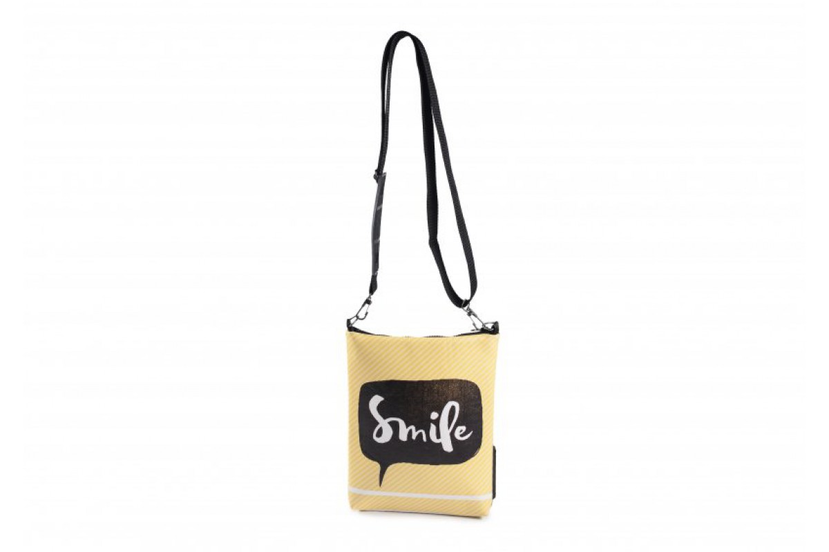 

Детская сумка через плечо SKINS Smile