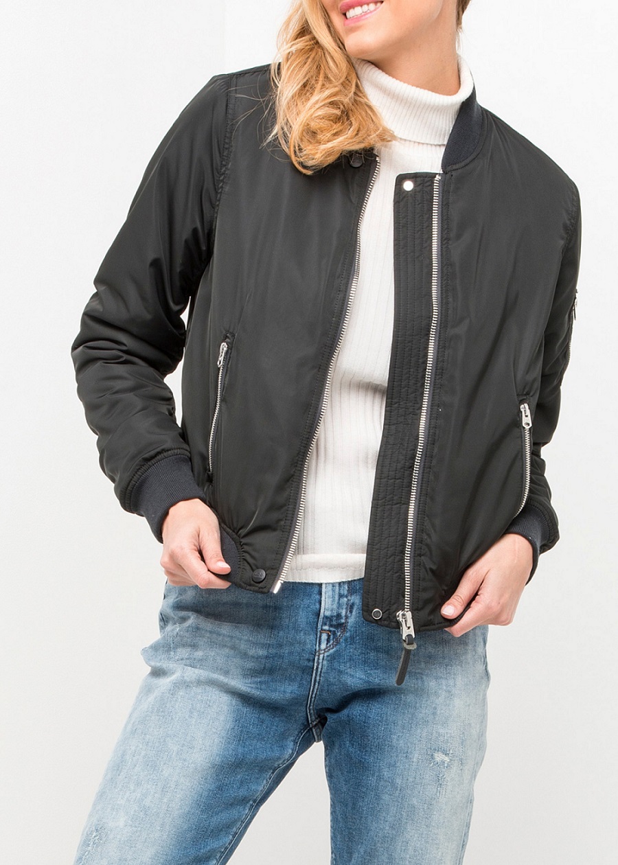 

Бомбер Lee Bomber Jacket Regular Fit Черный L-00