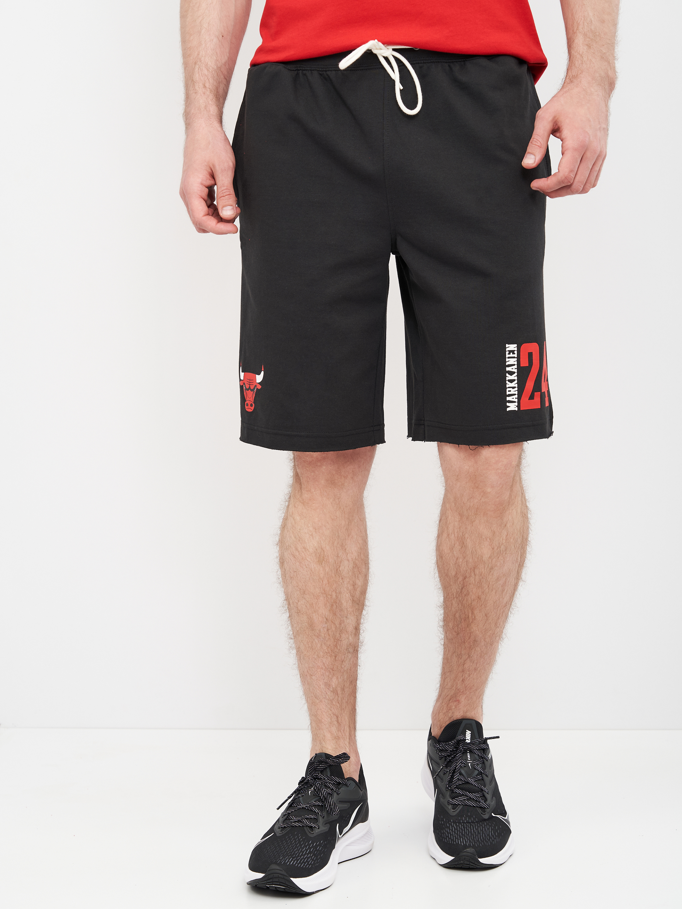 

Шорты Outer staff NBA EK2M1BBSN-MARKKANEN  Черные с красным, Шорты Outer staff NBA EK2M1BBSN-MARKKANEN S Черные с красным