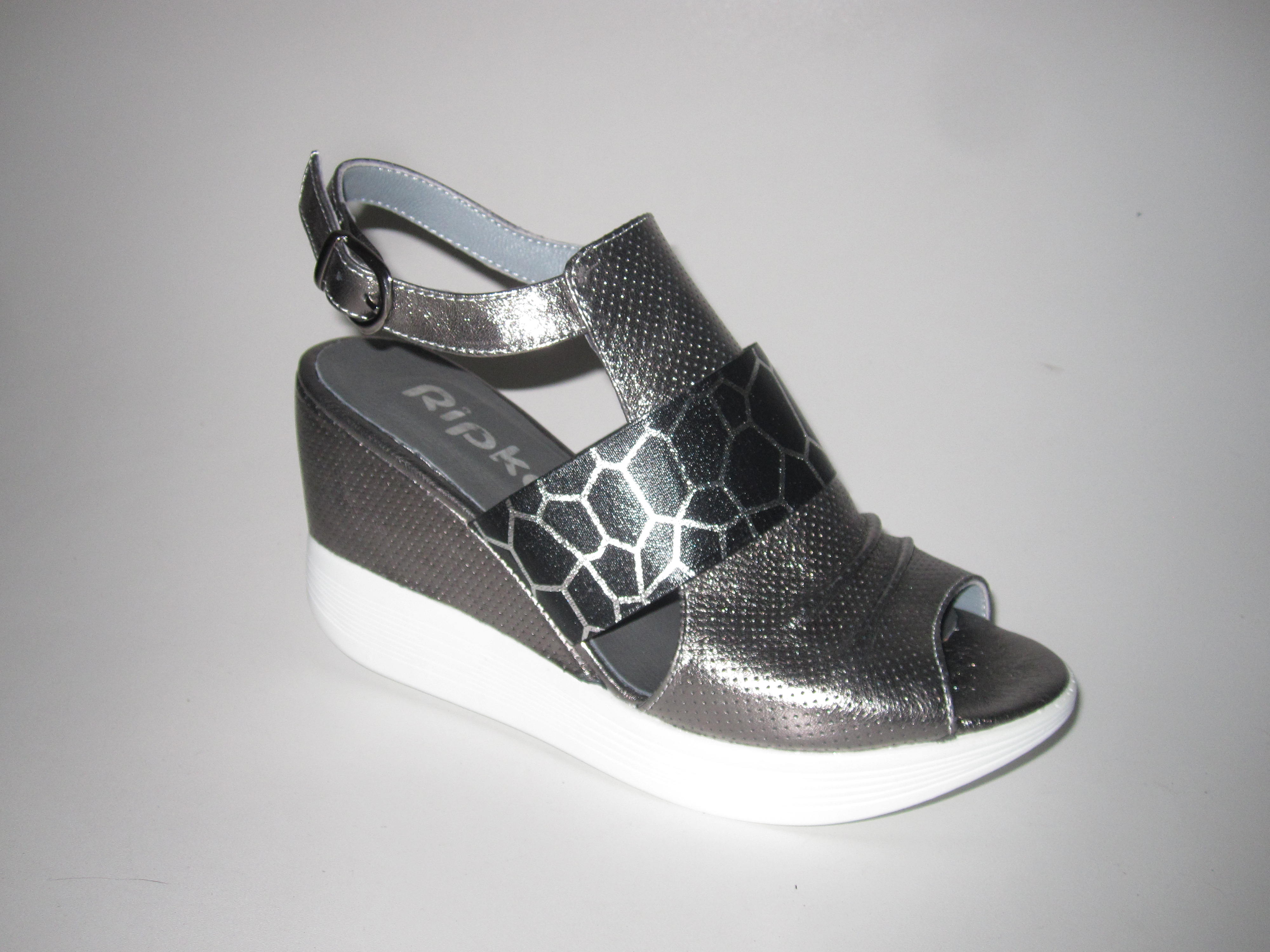 

Босоножки женские Ewromoda 2054-001 37 Серебряный