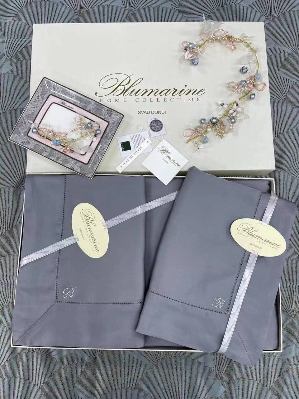 

Постельные наборы Blumarine 200*230 200_230_228 LA PERLA