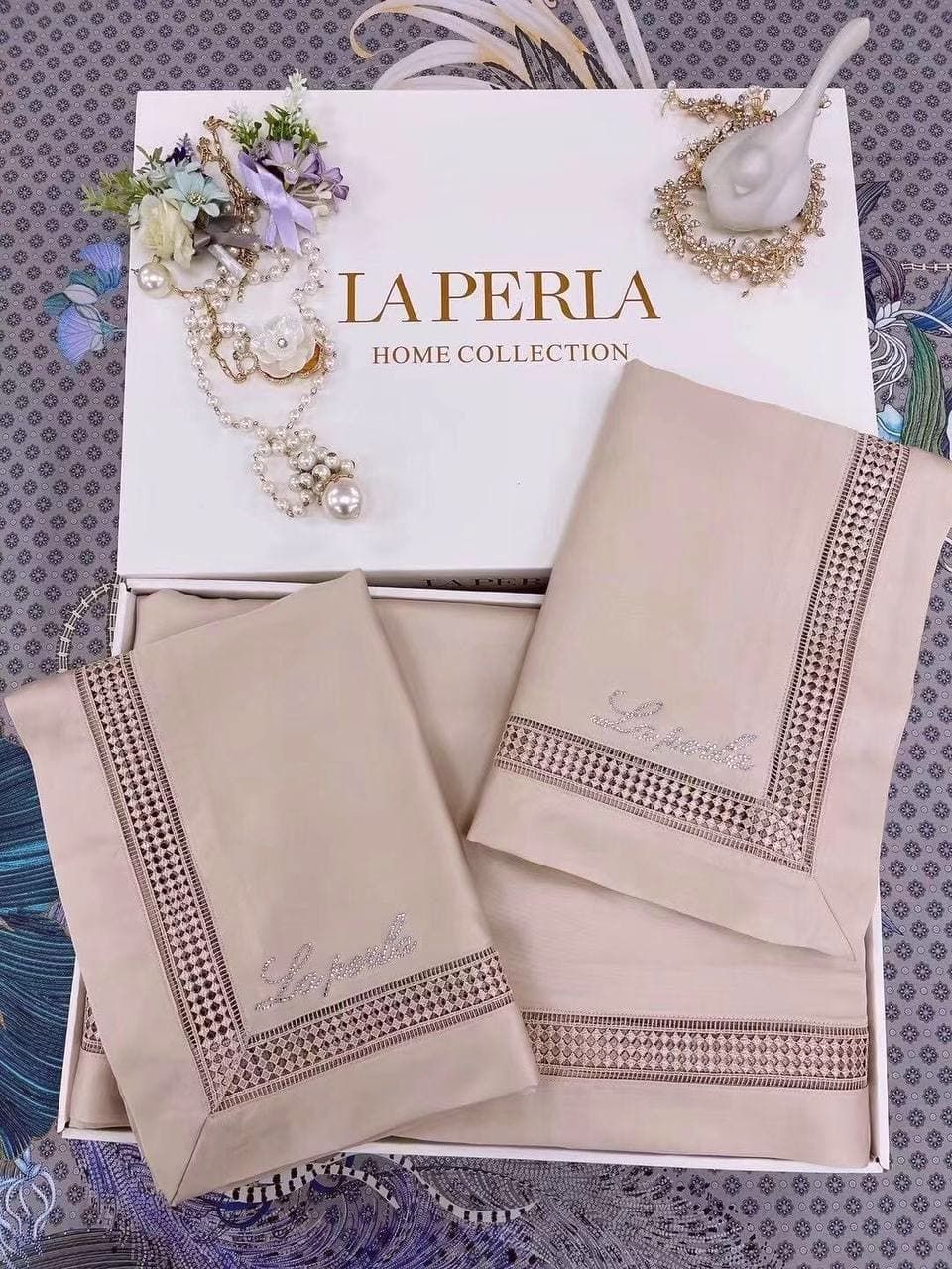 

Постельные наборы LA PERLA 200*230 200_230_274 LA PERLA