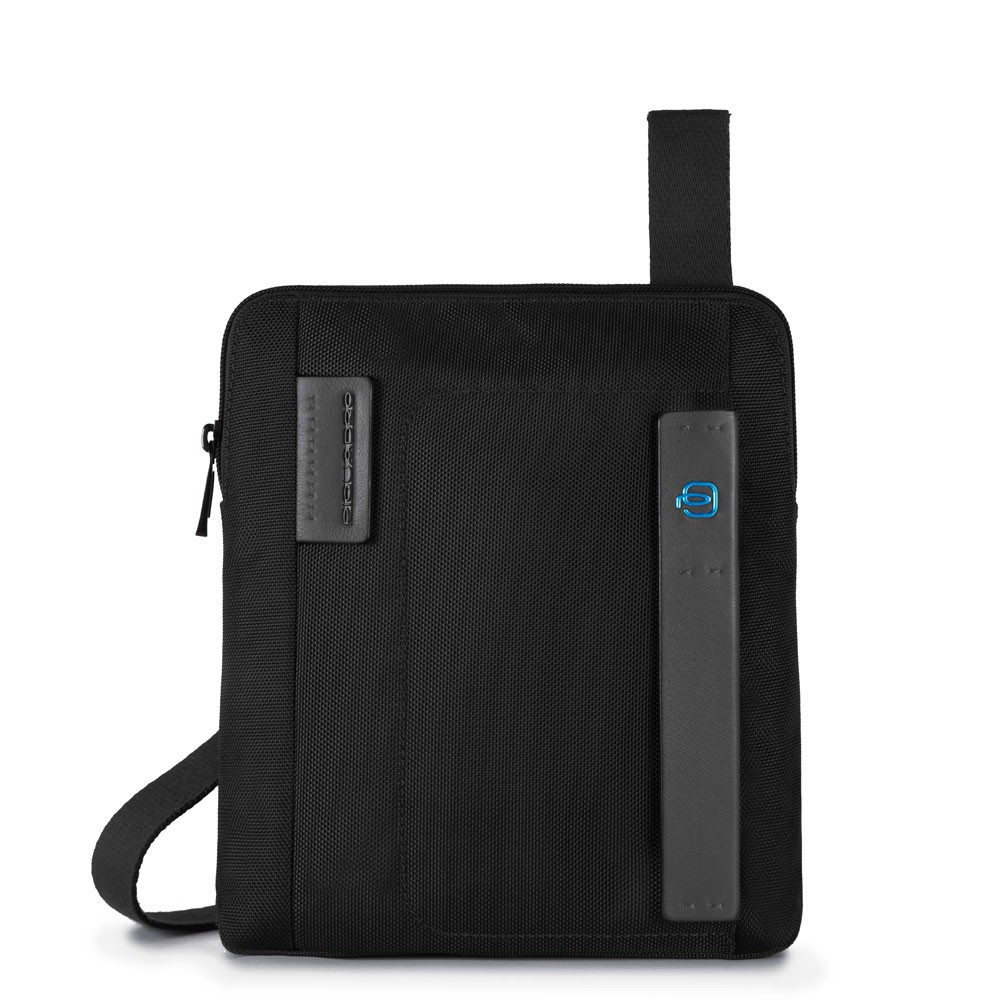 

Сумочка Piquadro PULSE/Black с 1 отдел. на ремне (23,5x26x5) CA1358P16_N