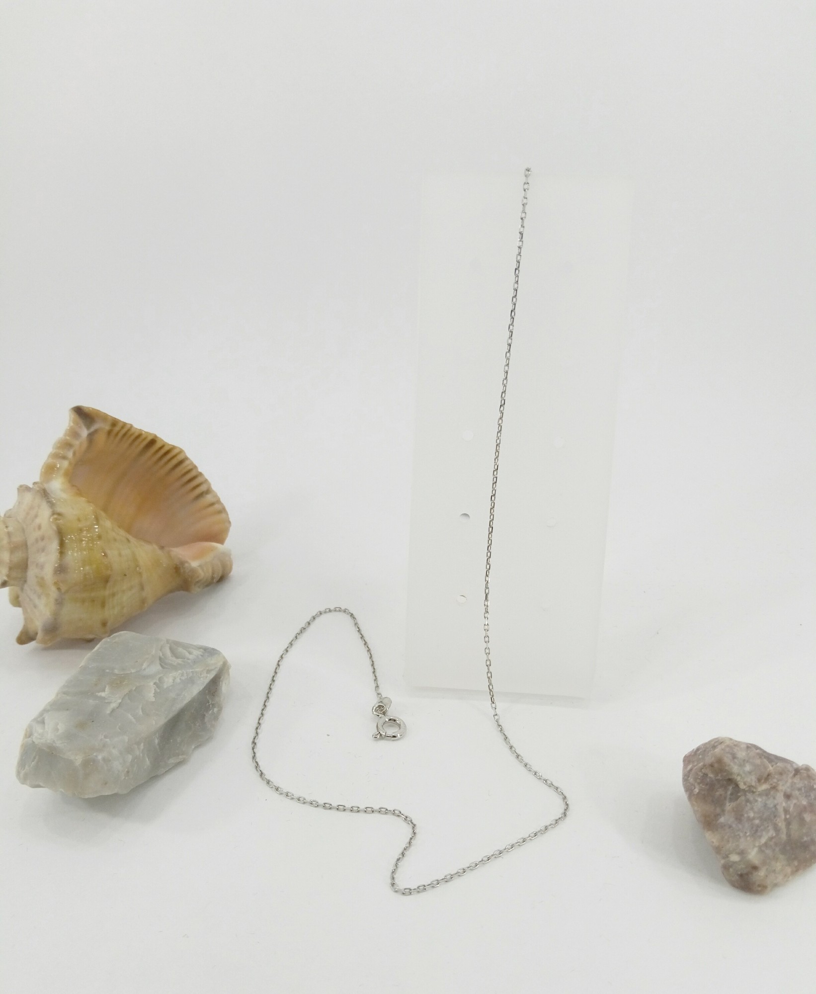 

Серебряная цепочка якорное плетение с алмазной гранью 40 см