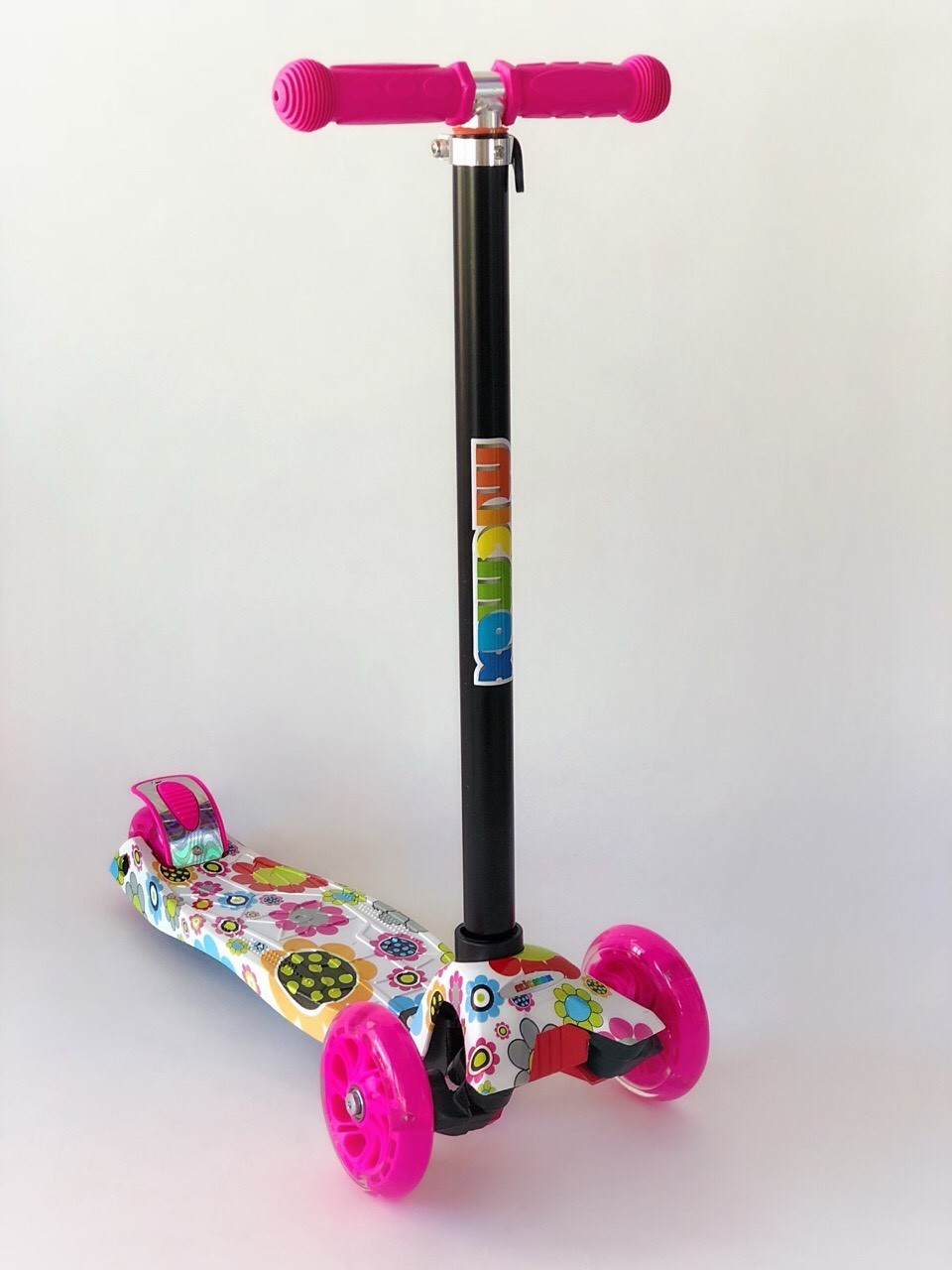 

Самокат детский Scooter Pro с подсветкой колес 030 Розовый